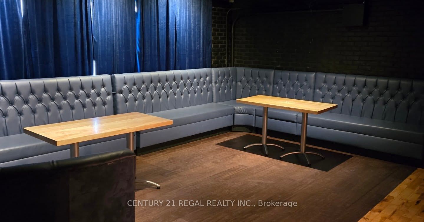545 Richmond Street Property Photo 2