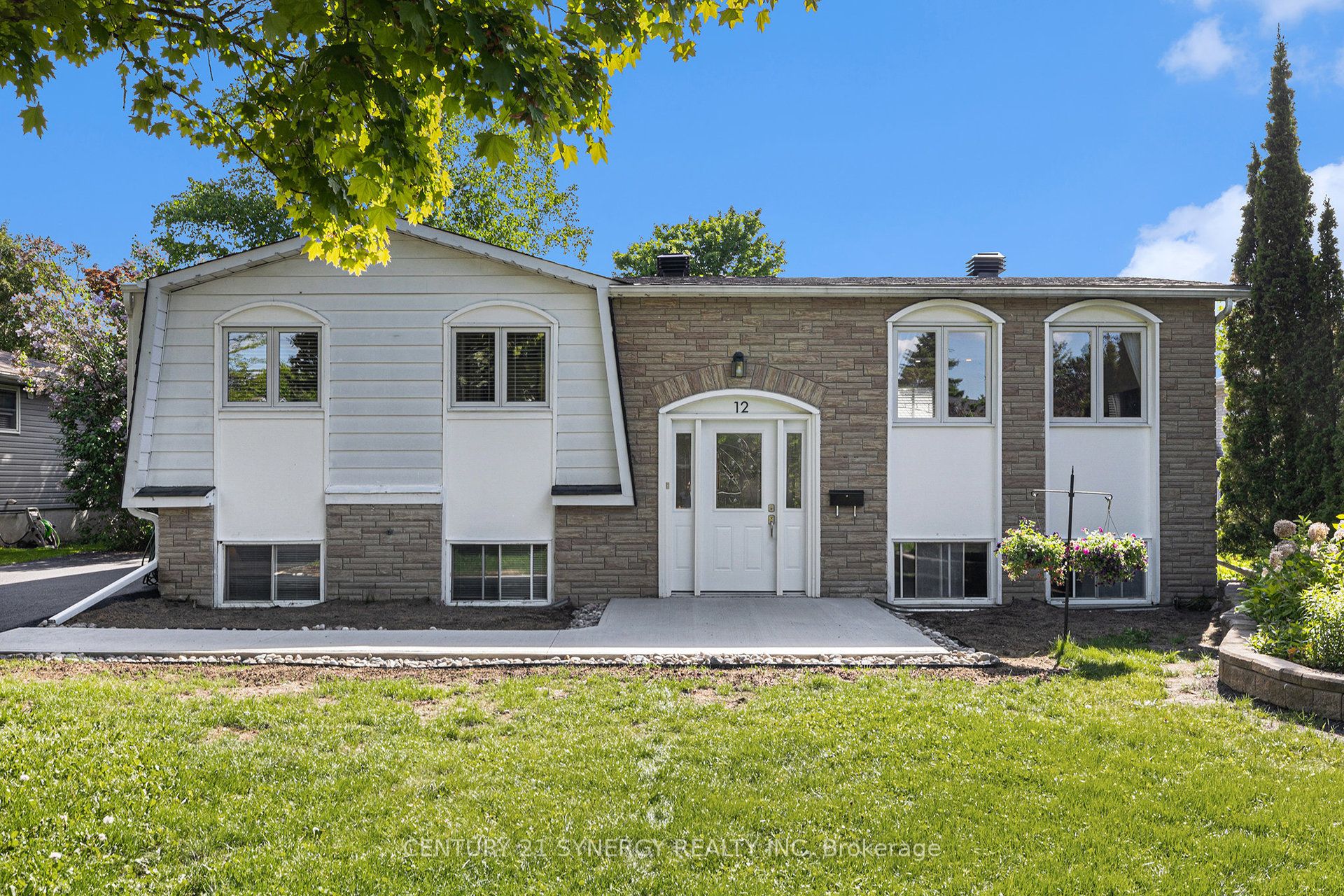 12 Morgan Avenue Property Photo 1