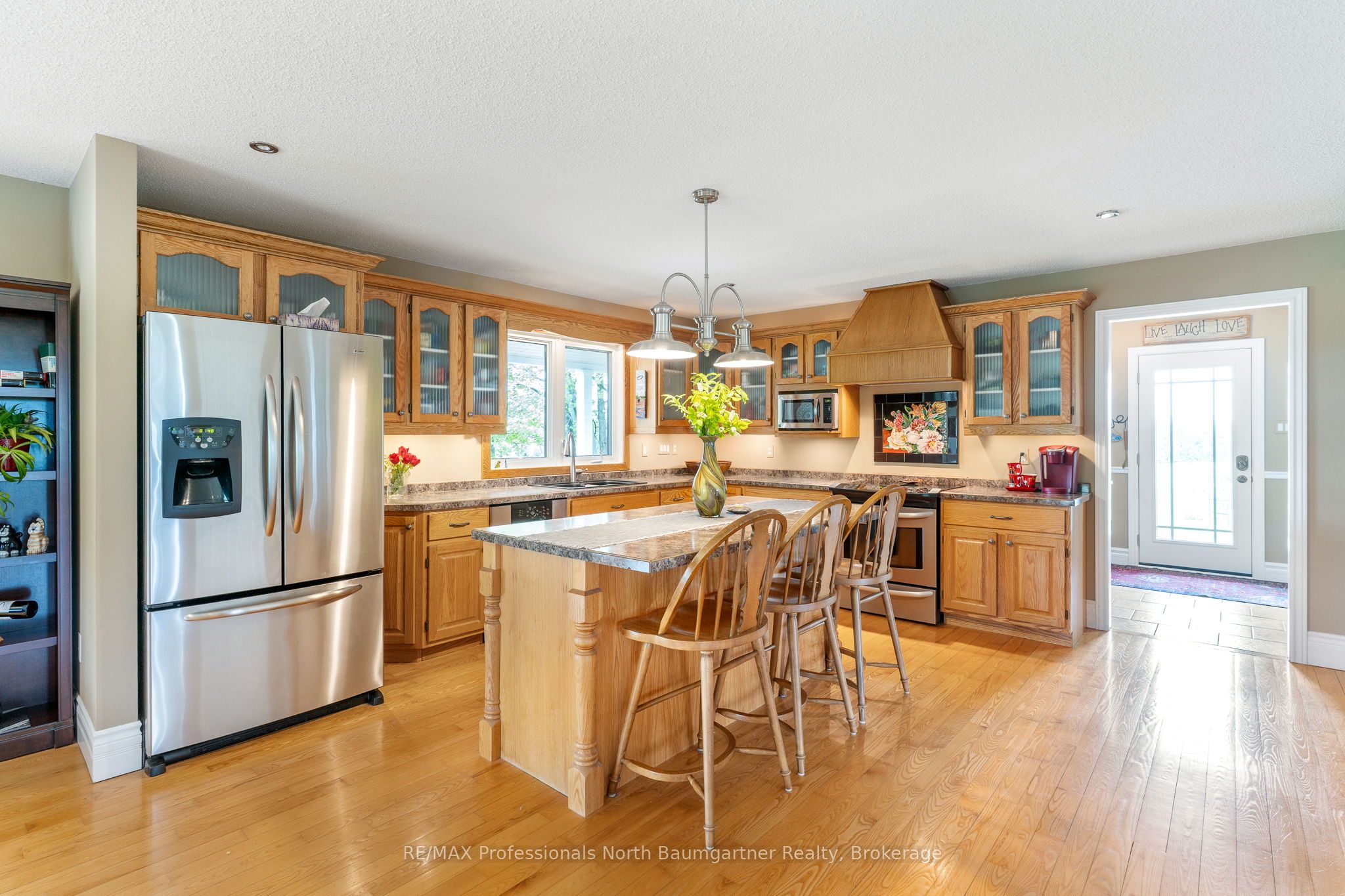 451 Fairbairn Road Property Photo 12