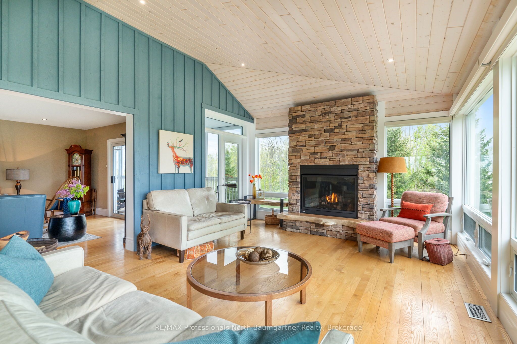 451 Fairbairn Road Property Photo 16