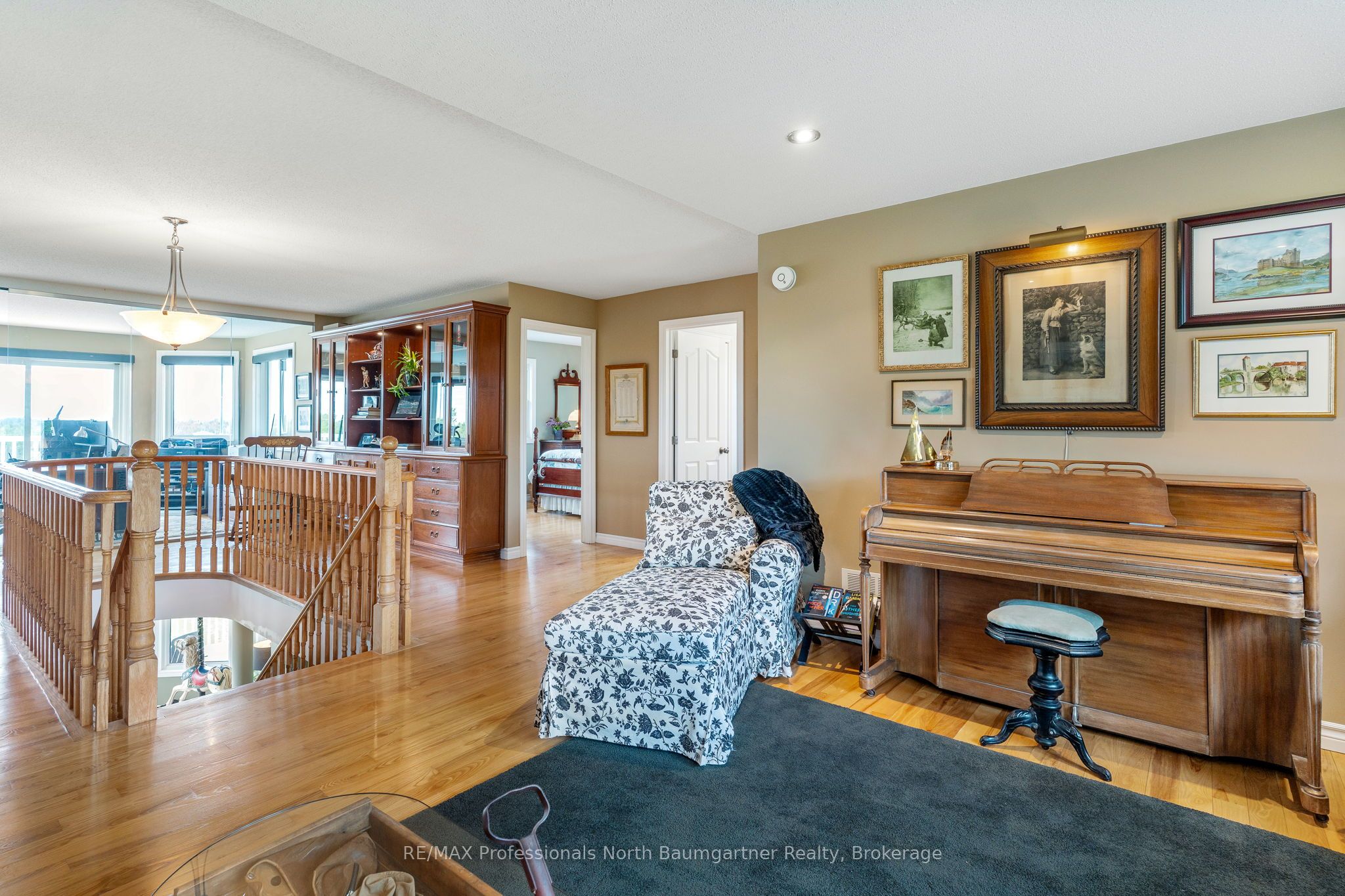 451 Fairbairn Road Property Photo 21