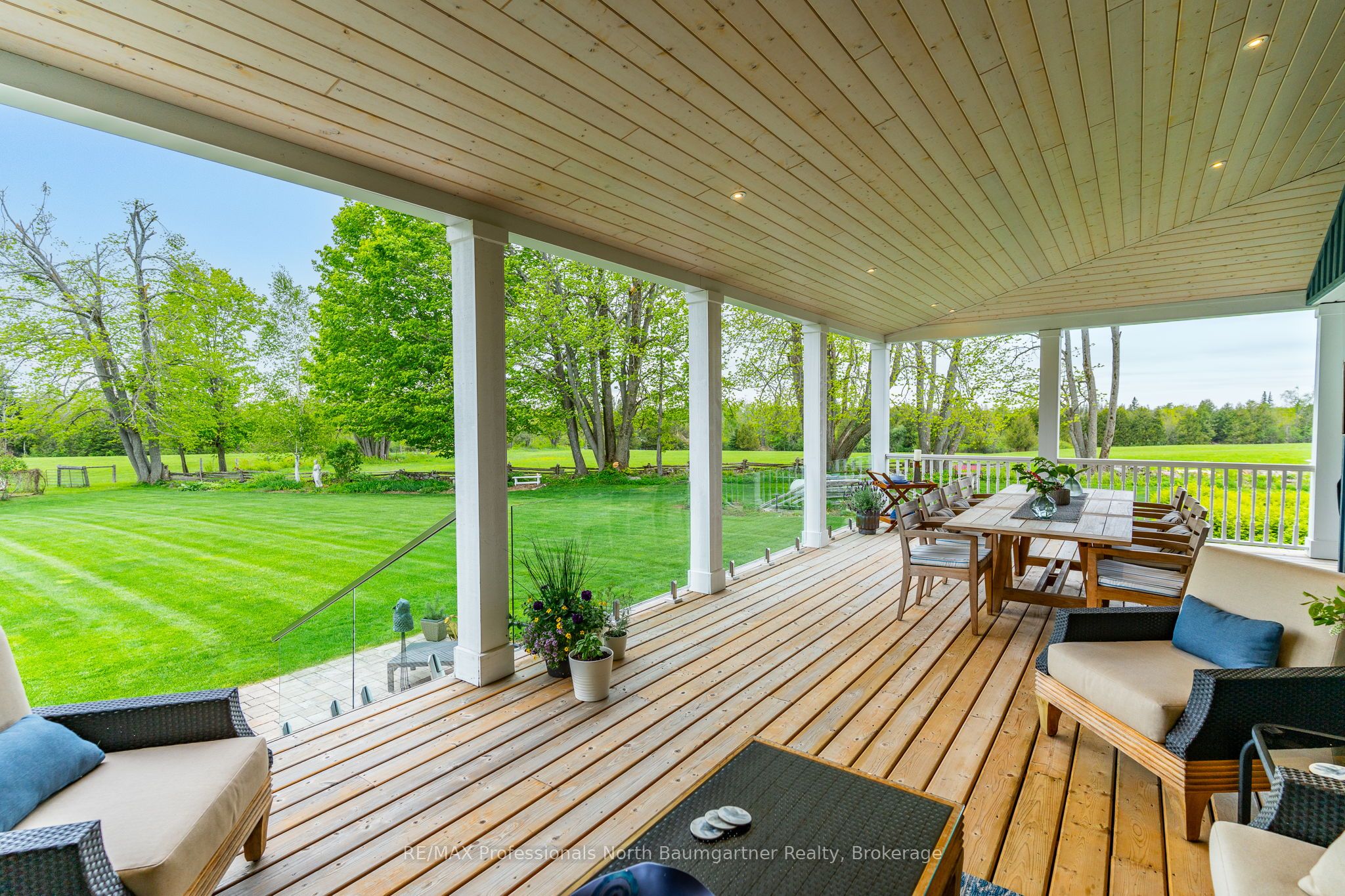 451 Fairbairn Road Property Photo 34