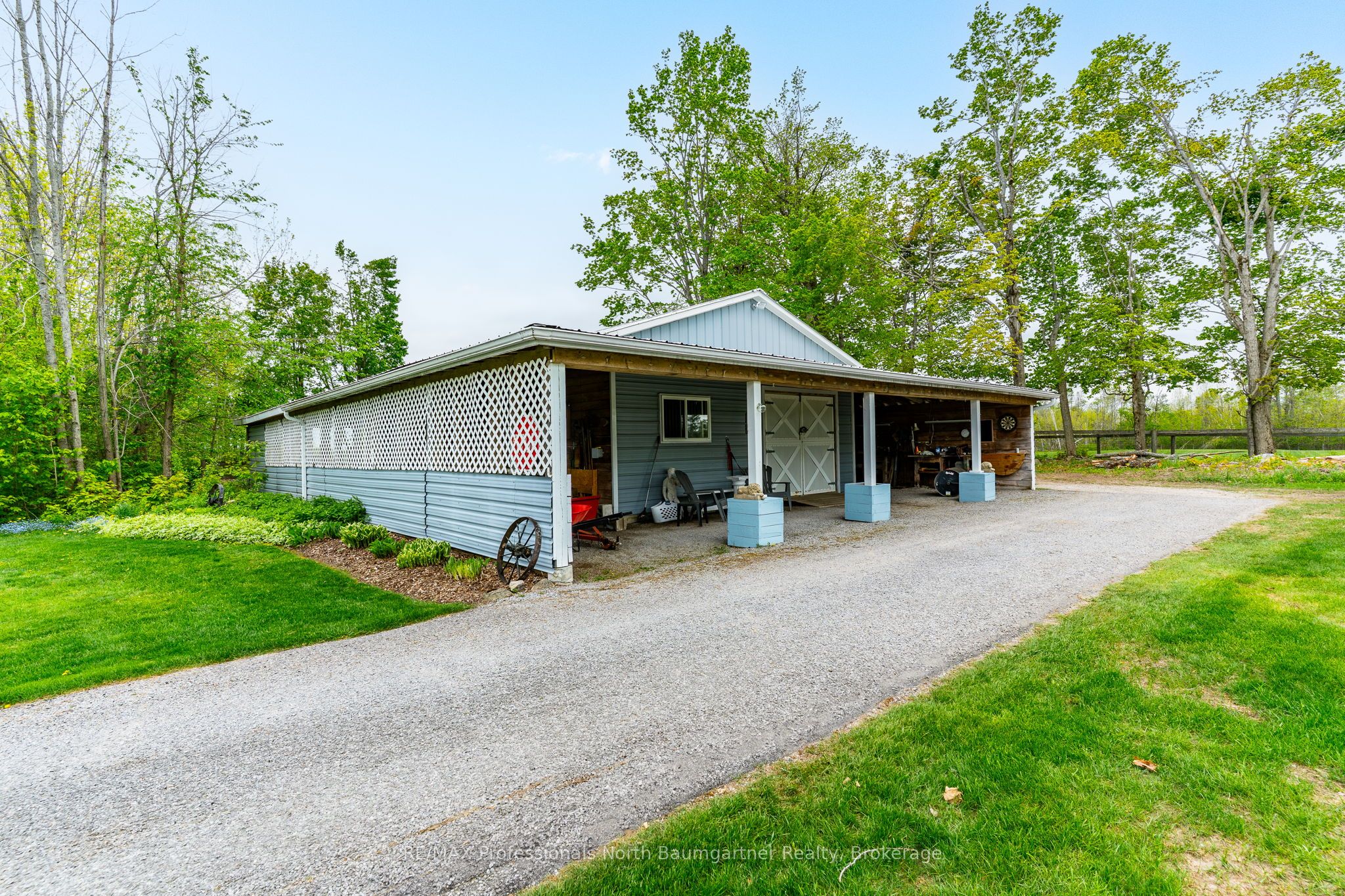 451 Fairbairn Road Property Photo 41