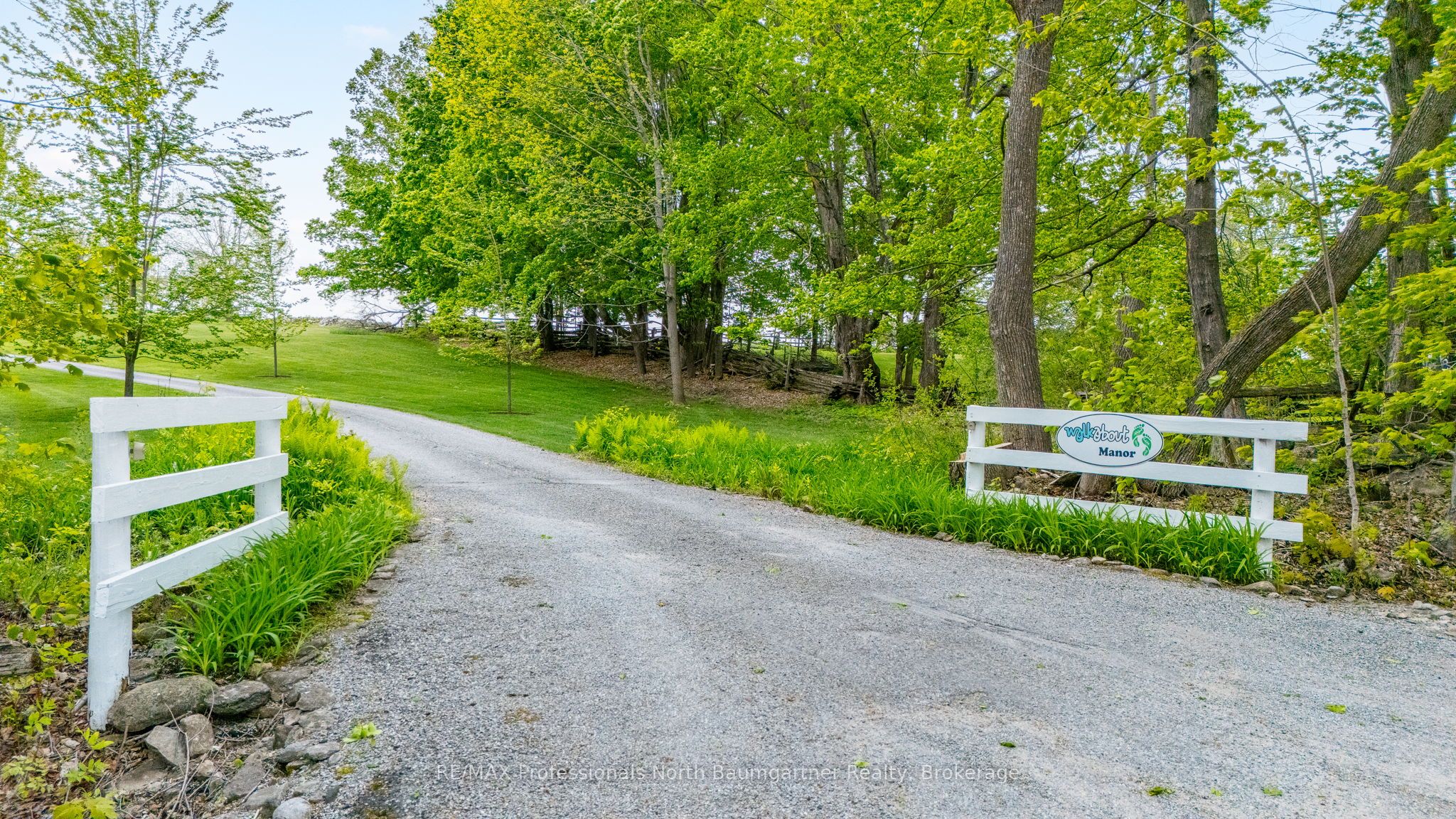 451 Fairbairn Road Property Photo 49
