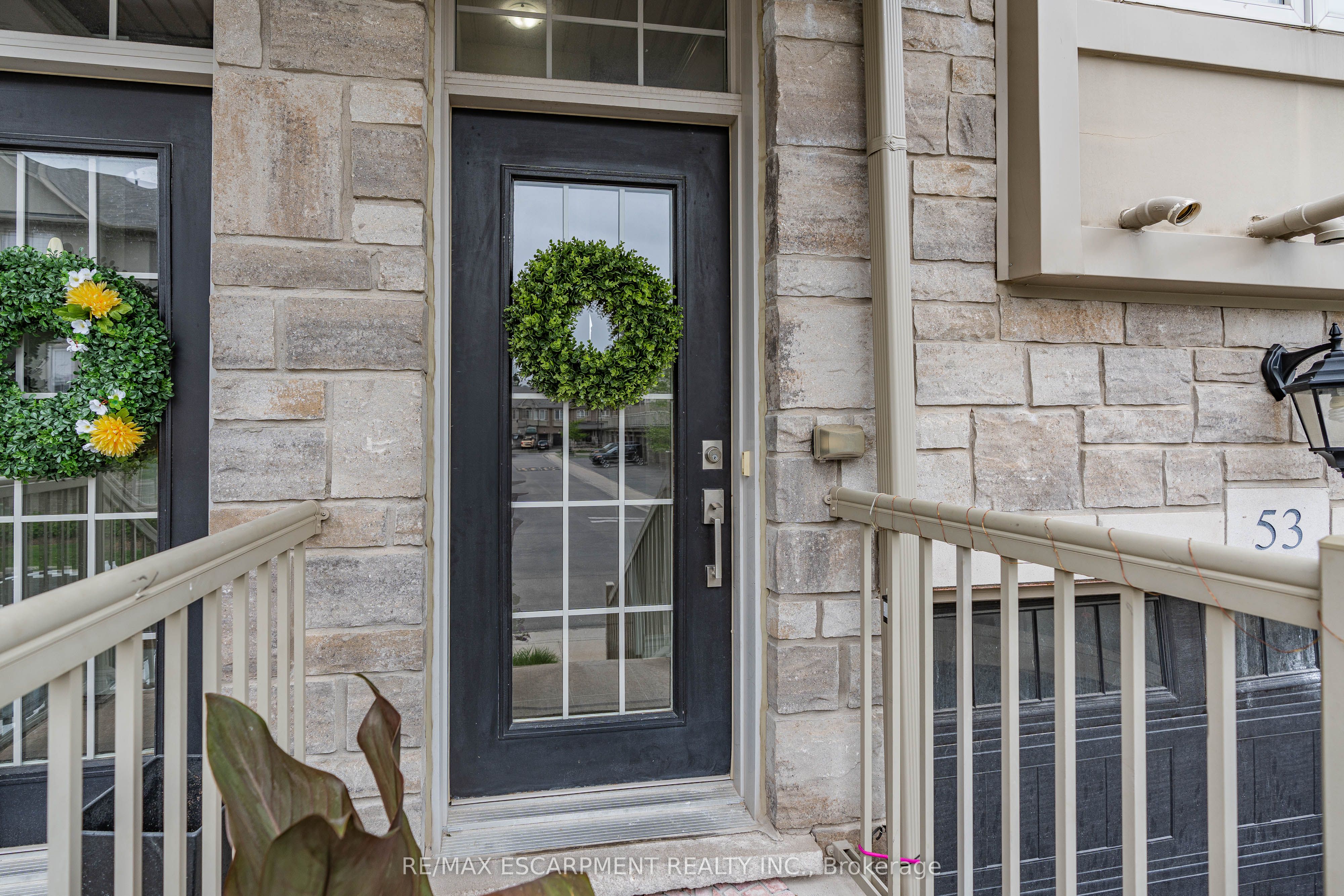 #53 - 215 Dundas Street Property Photo 3
