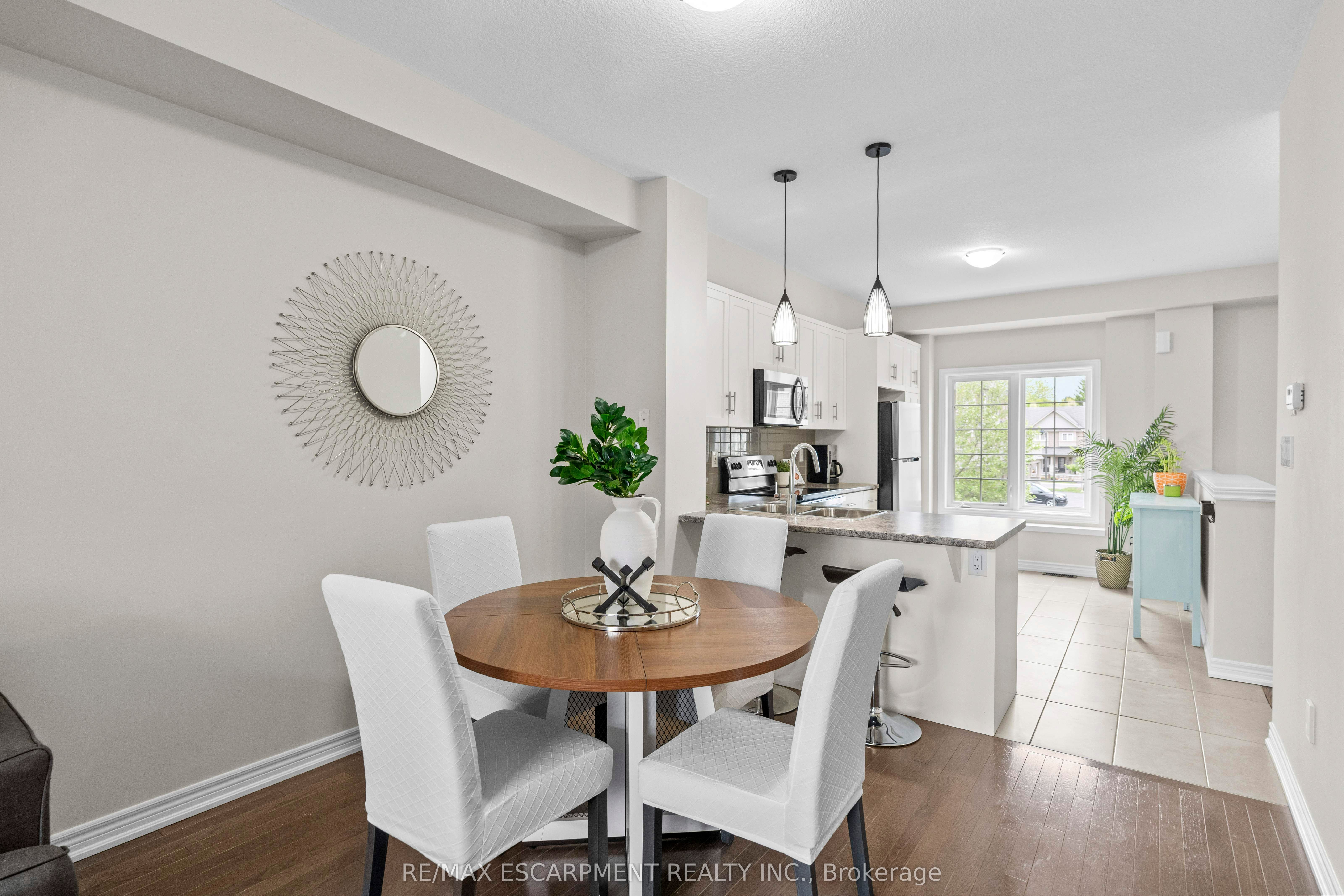 #53 - 215 Dundas Street Property Photo 10