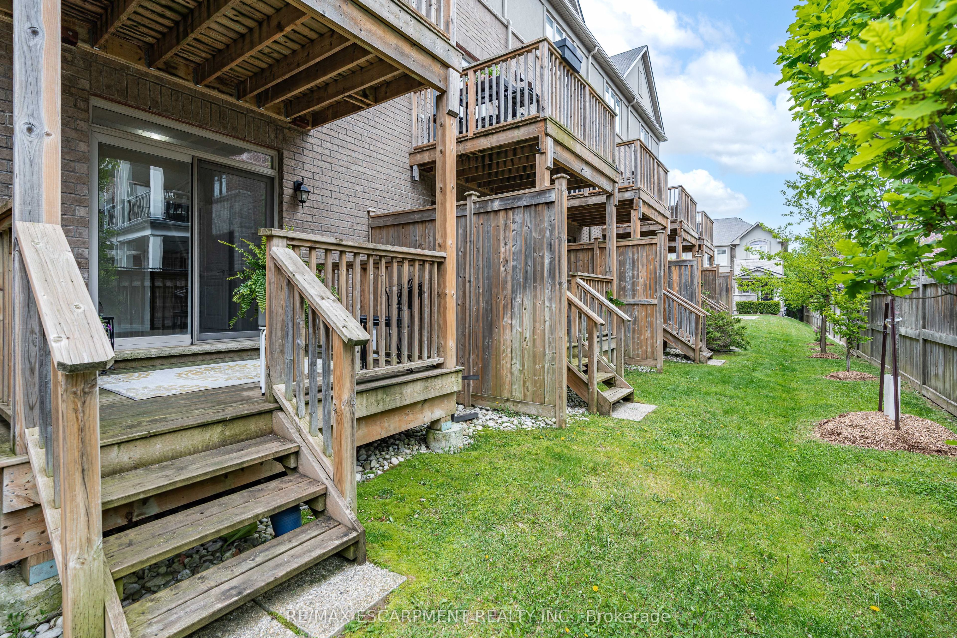 #53 - 215 Dundas Street Property Photo 35
