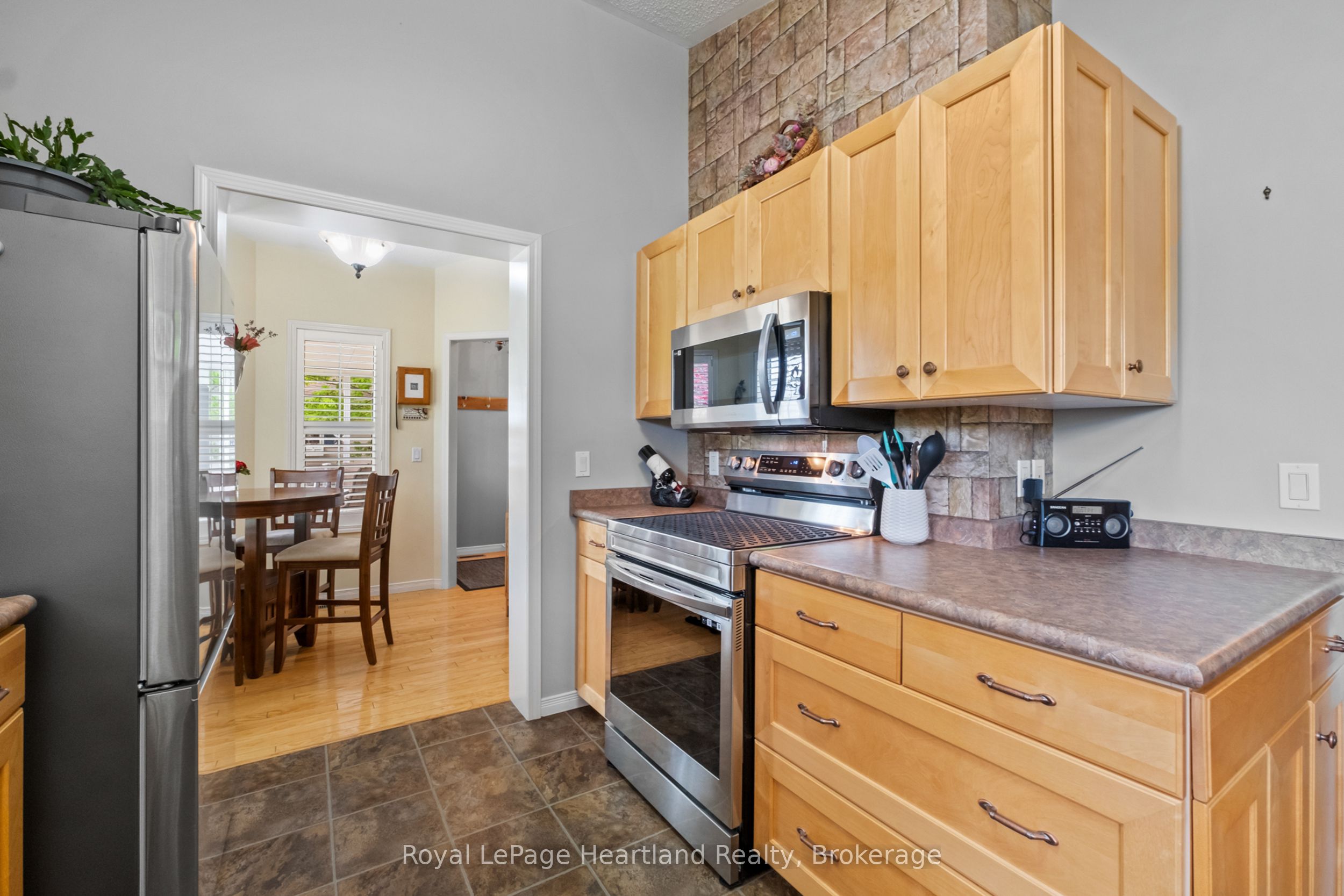 81402 Champlain Boulevard Property Photo 11