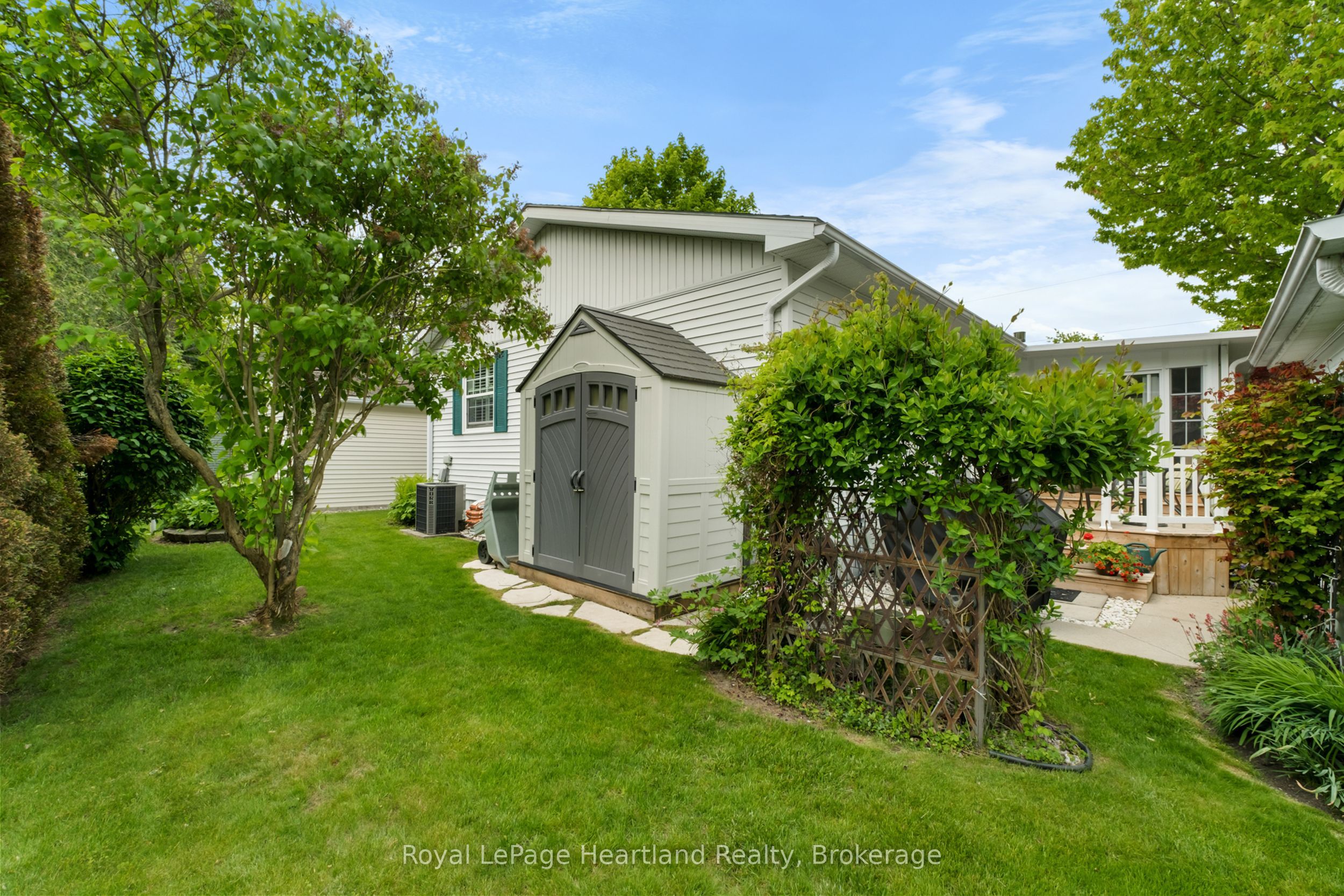 81402 Champlain Boulevard Property Photo 29