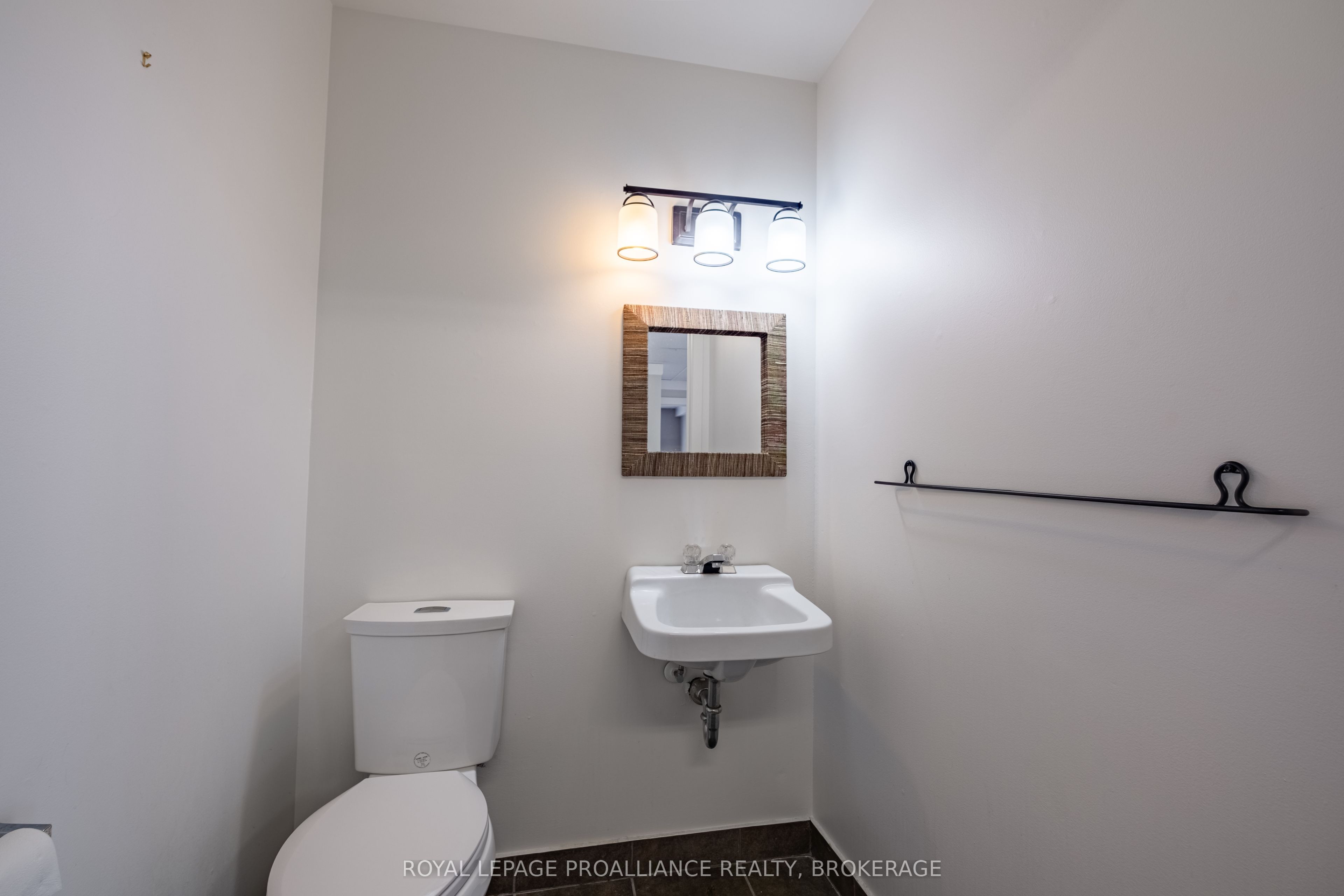 649 Justus Dr Property Photo 43