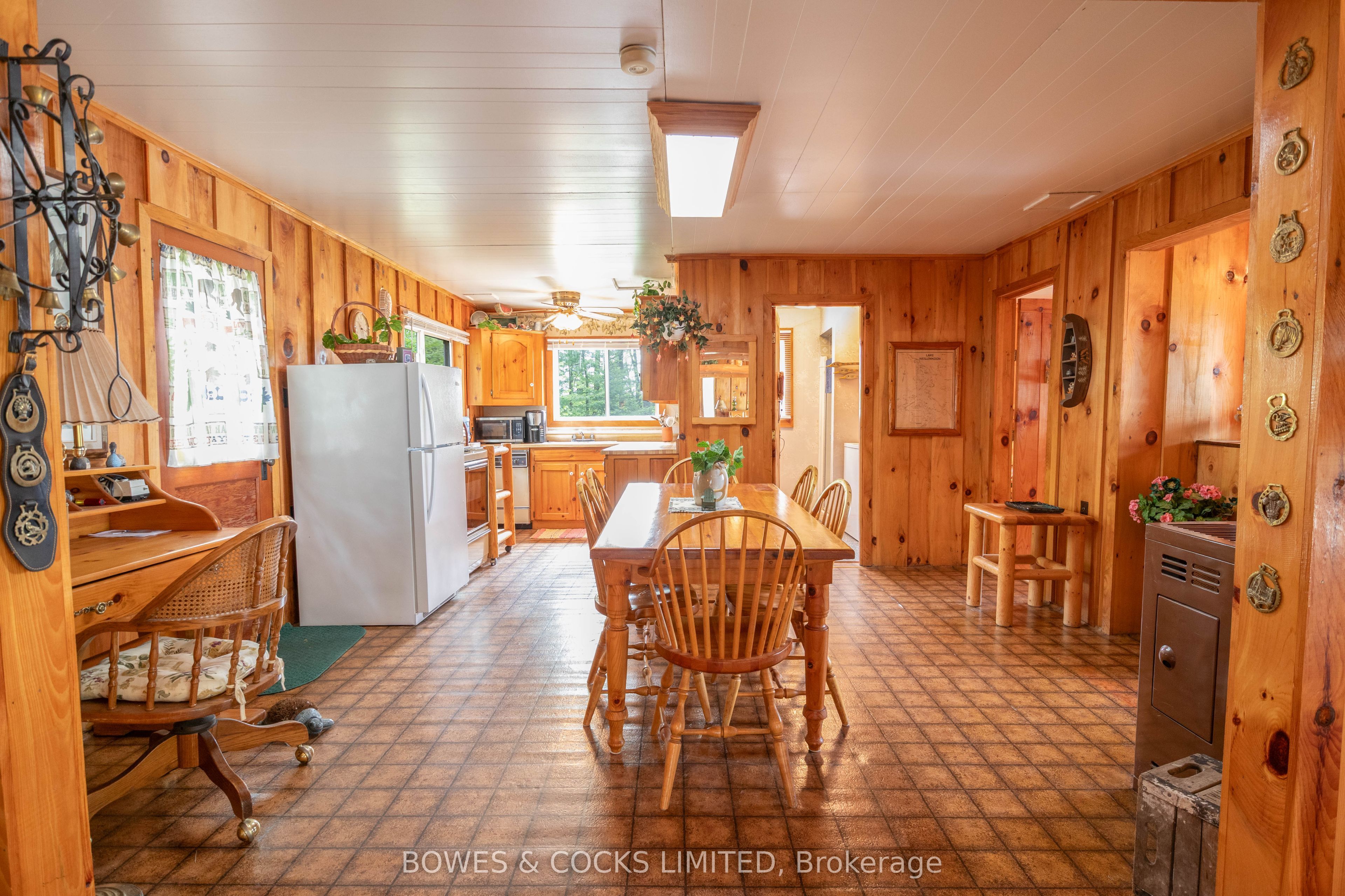 461 Weslemkoon Lake Property Photo 17