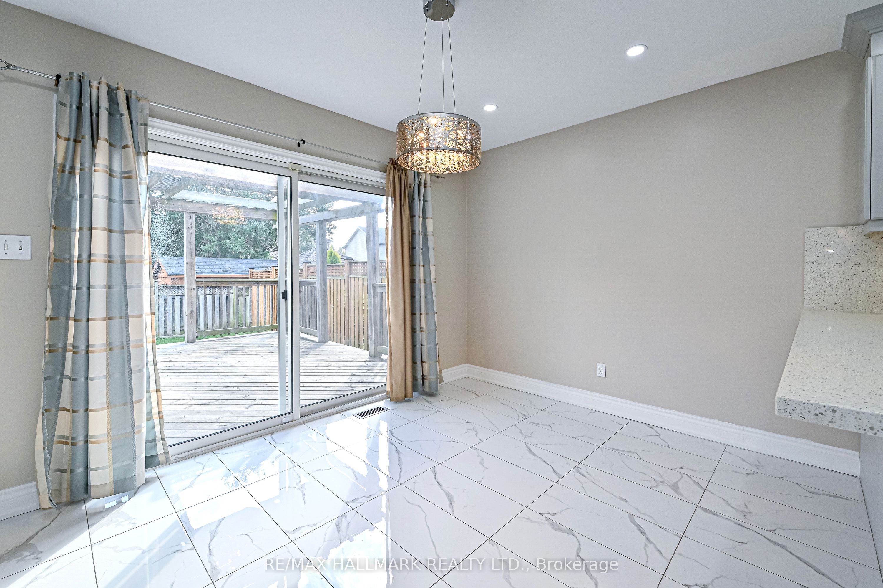 103 Winifred Street Property Photo 10