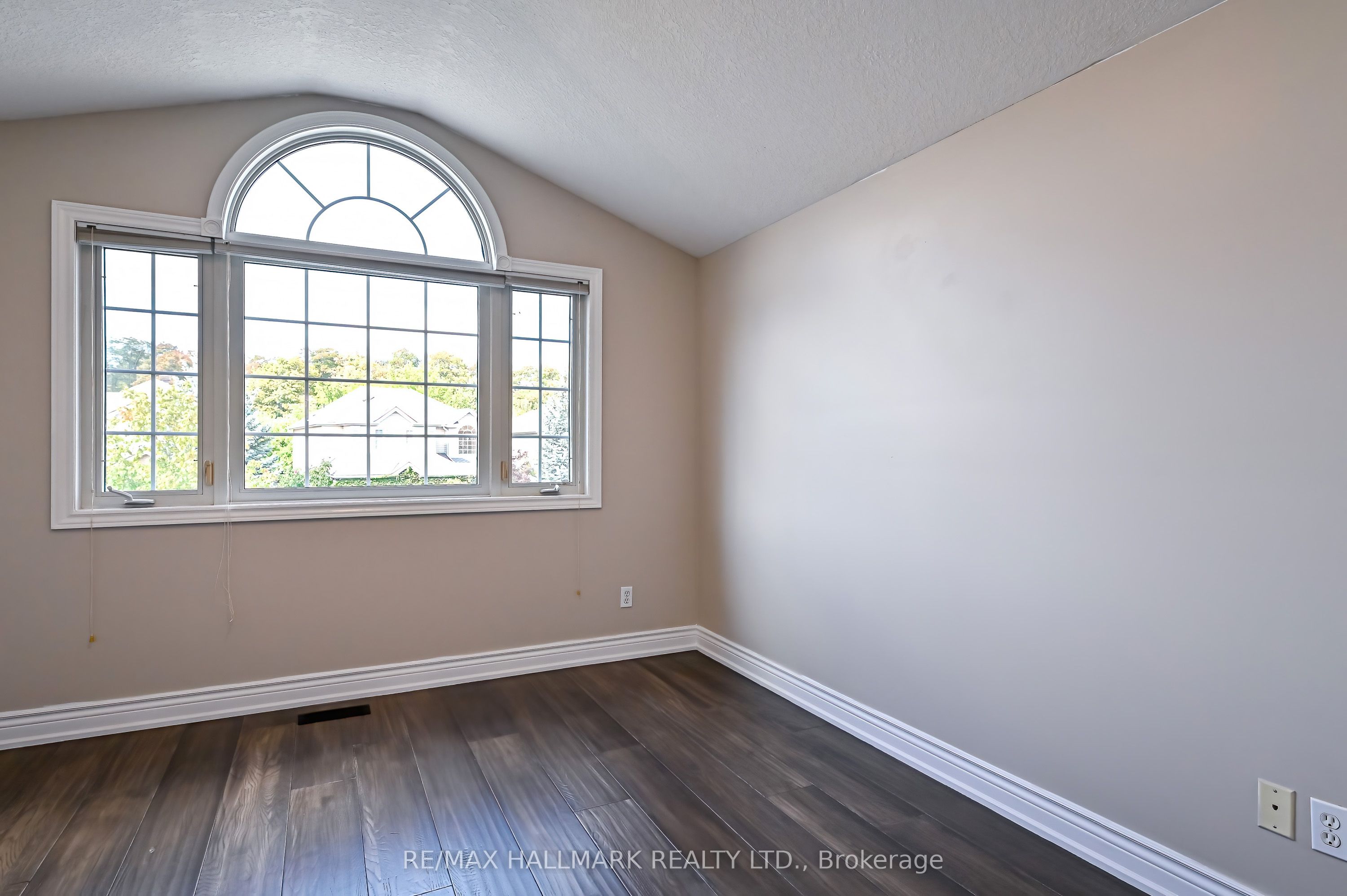 103 Winifred Street Property Photo 16