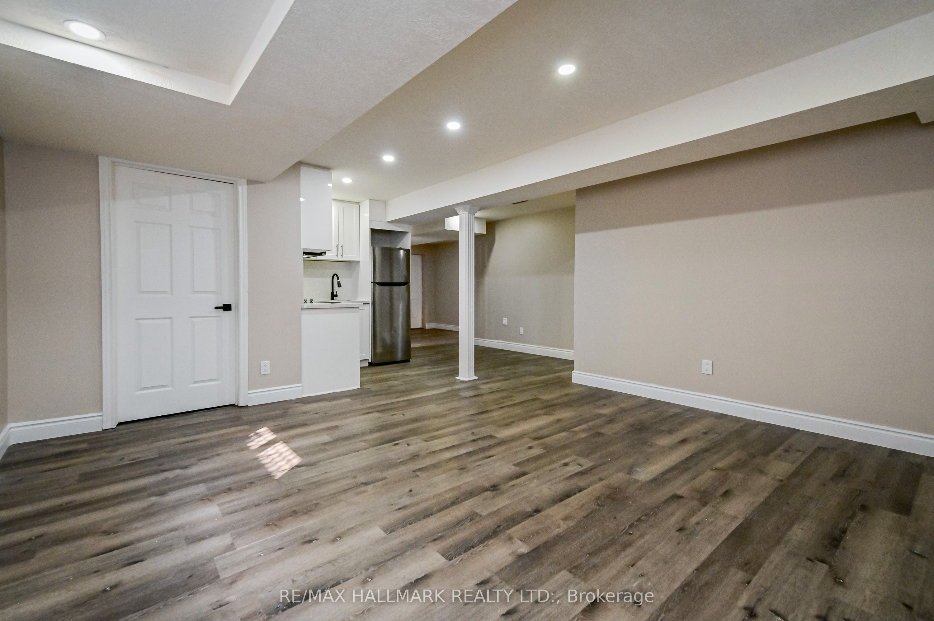 103 Winifred Street Property Photo 33