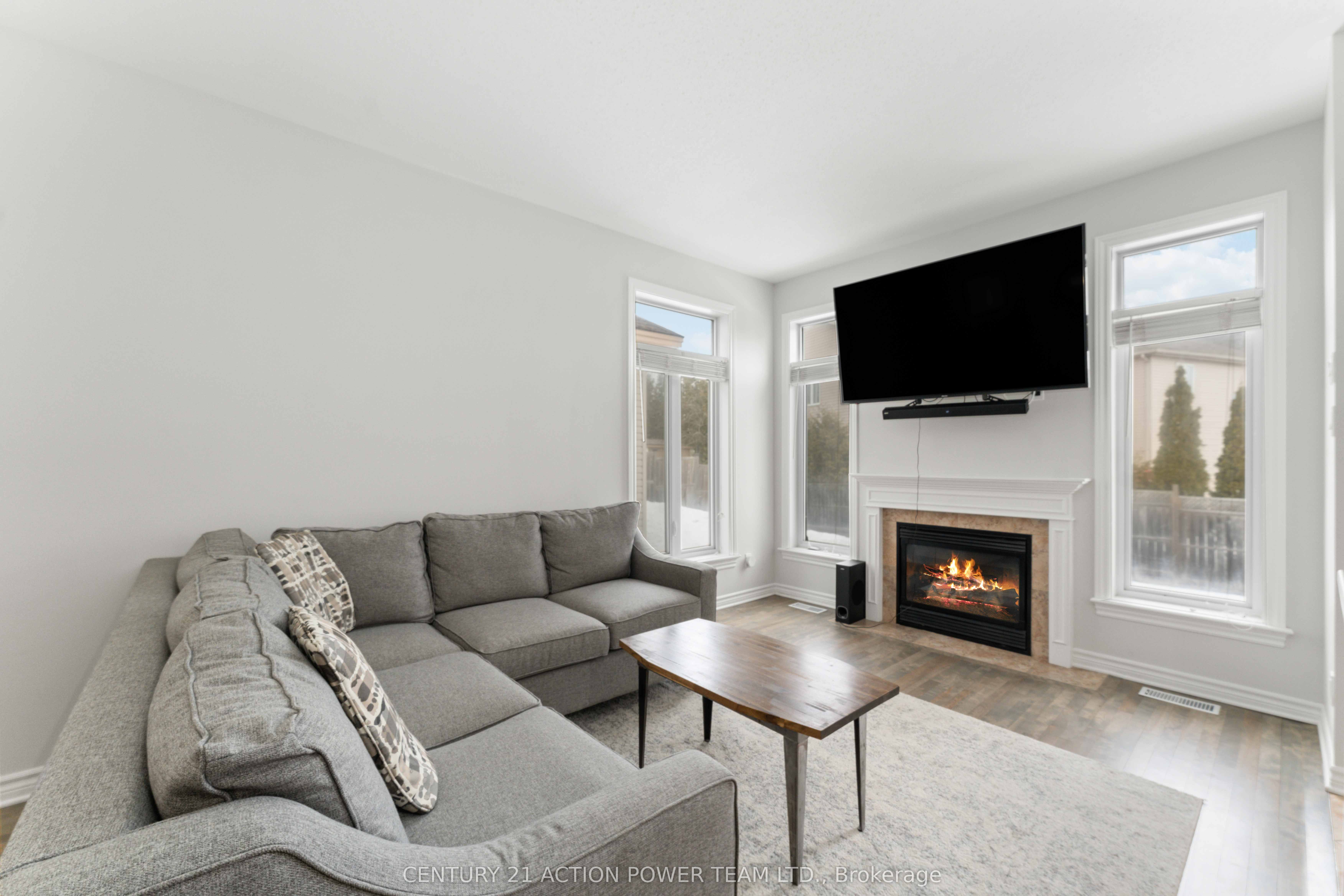 965 Gosnell Terrace Property Photo 10