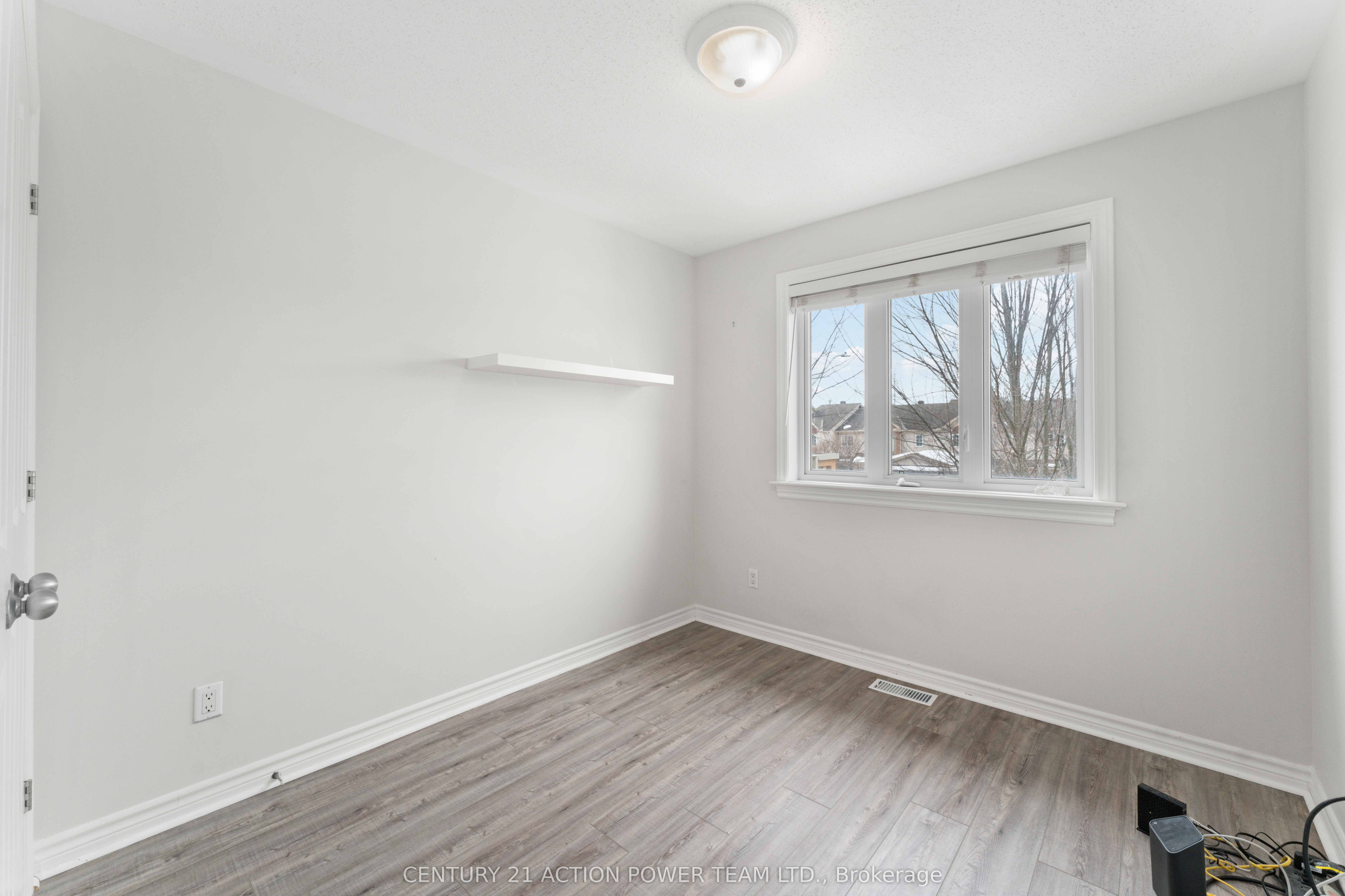 965 Gosnell Terrace Property Photo 21