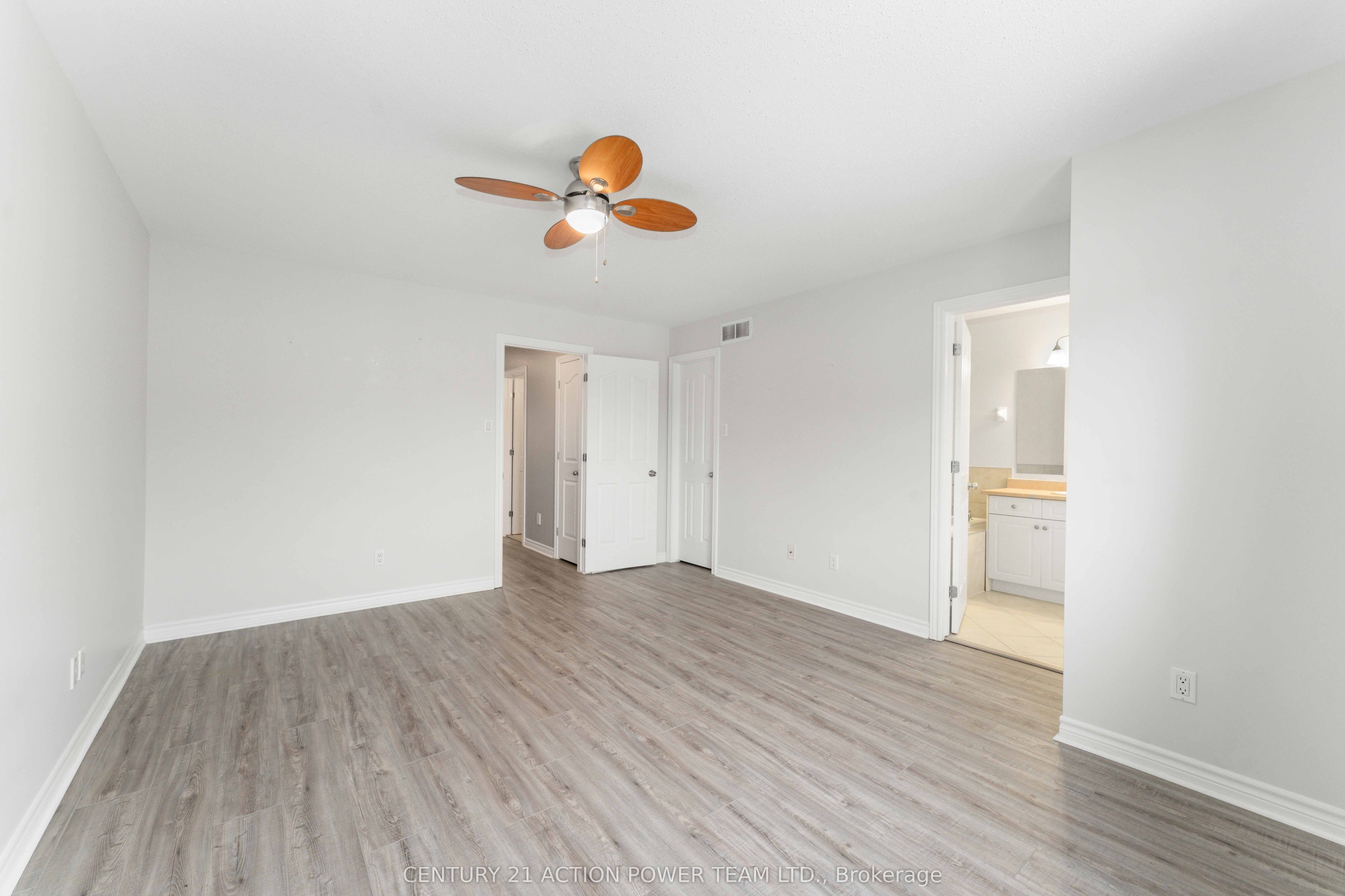 965 Gosnell Terrace Property Photo 26
