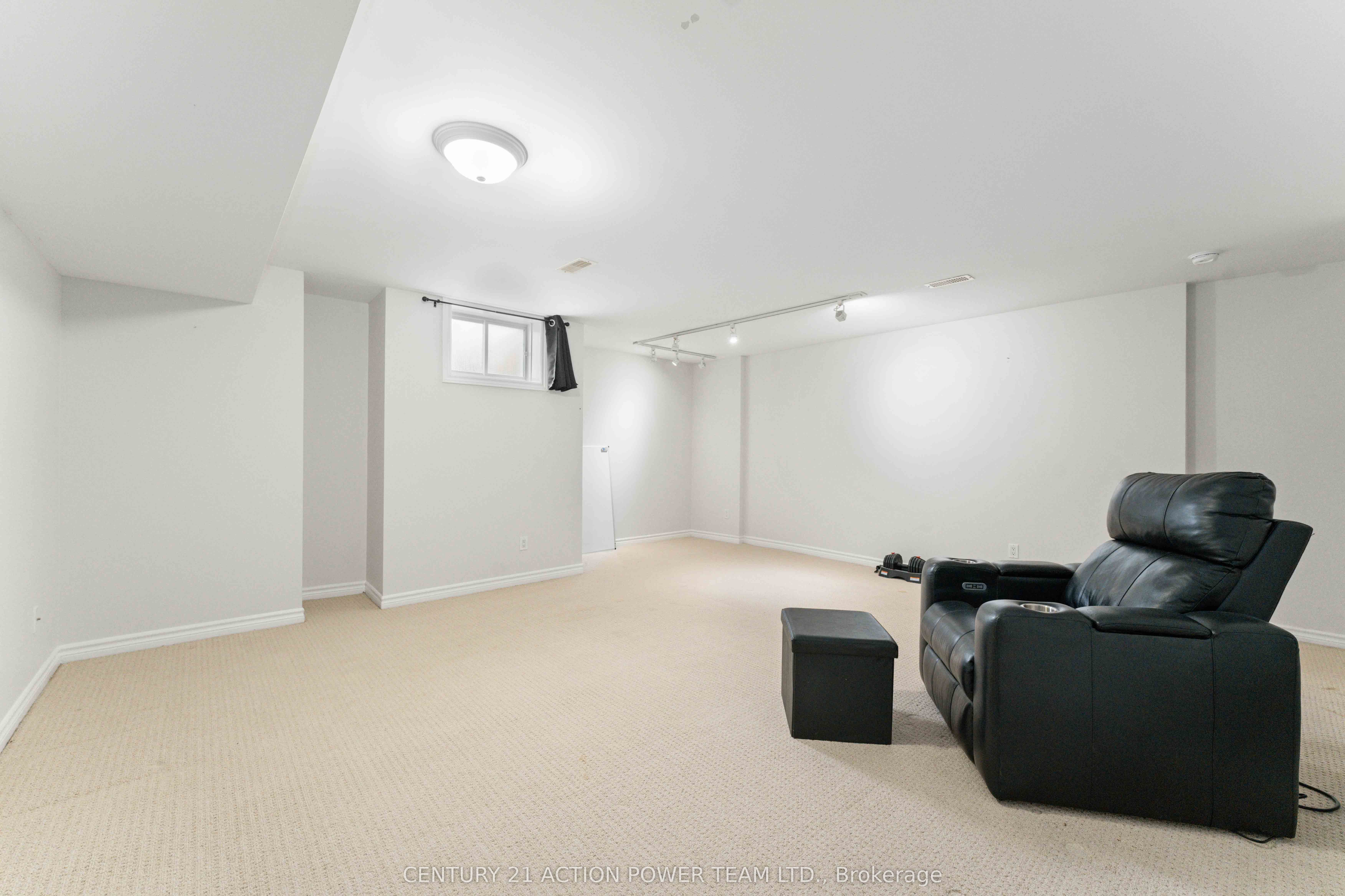 965 Gosnell Terrace Property Photo 39