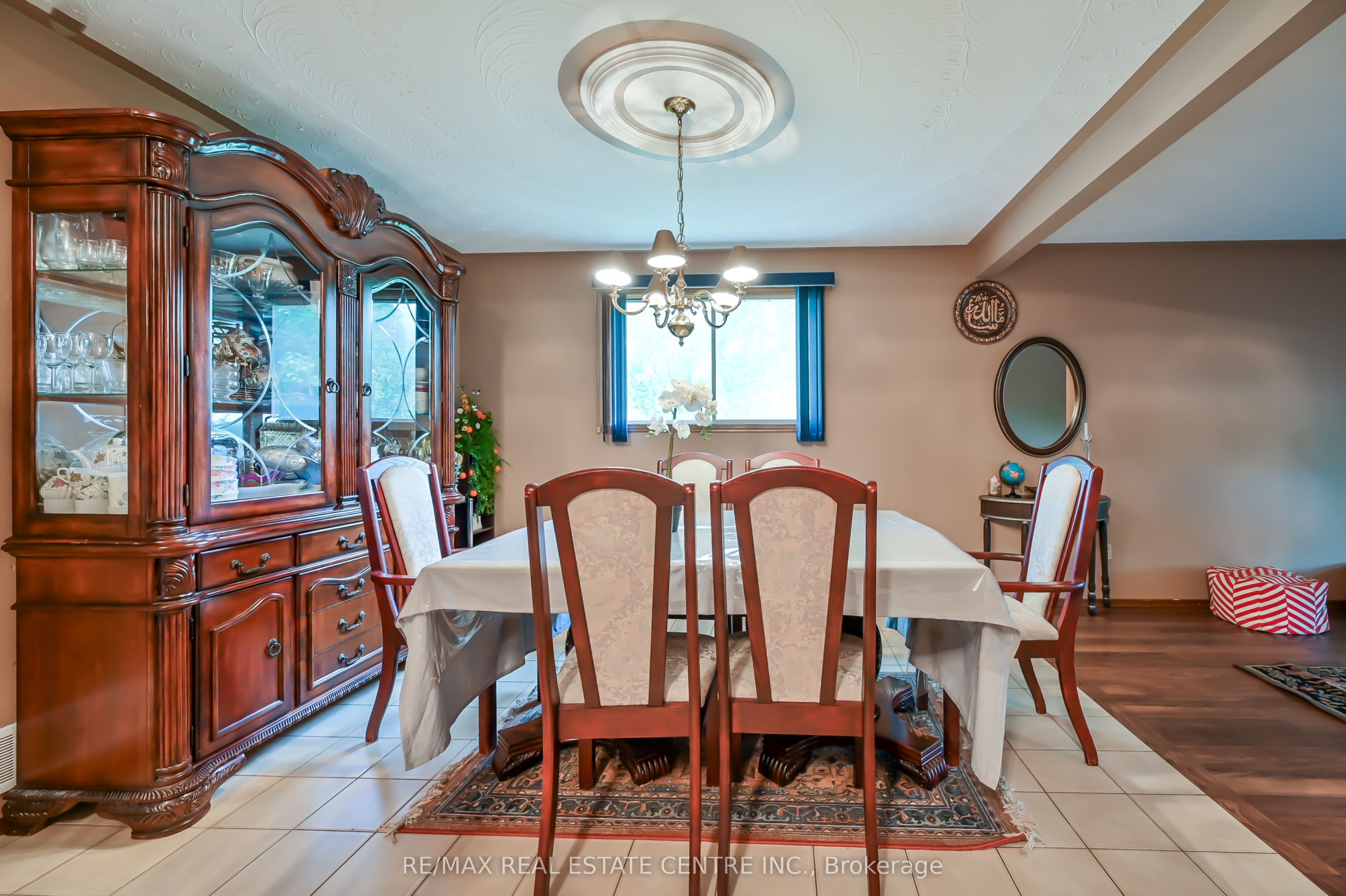30 Goldcrest Drive Property Photo 9