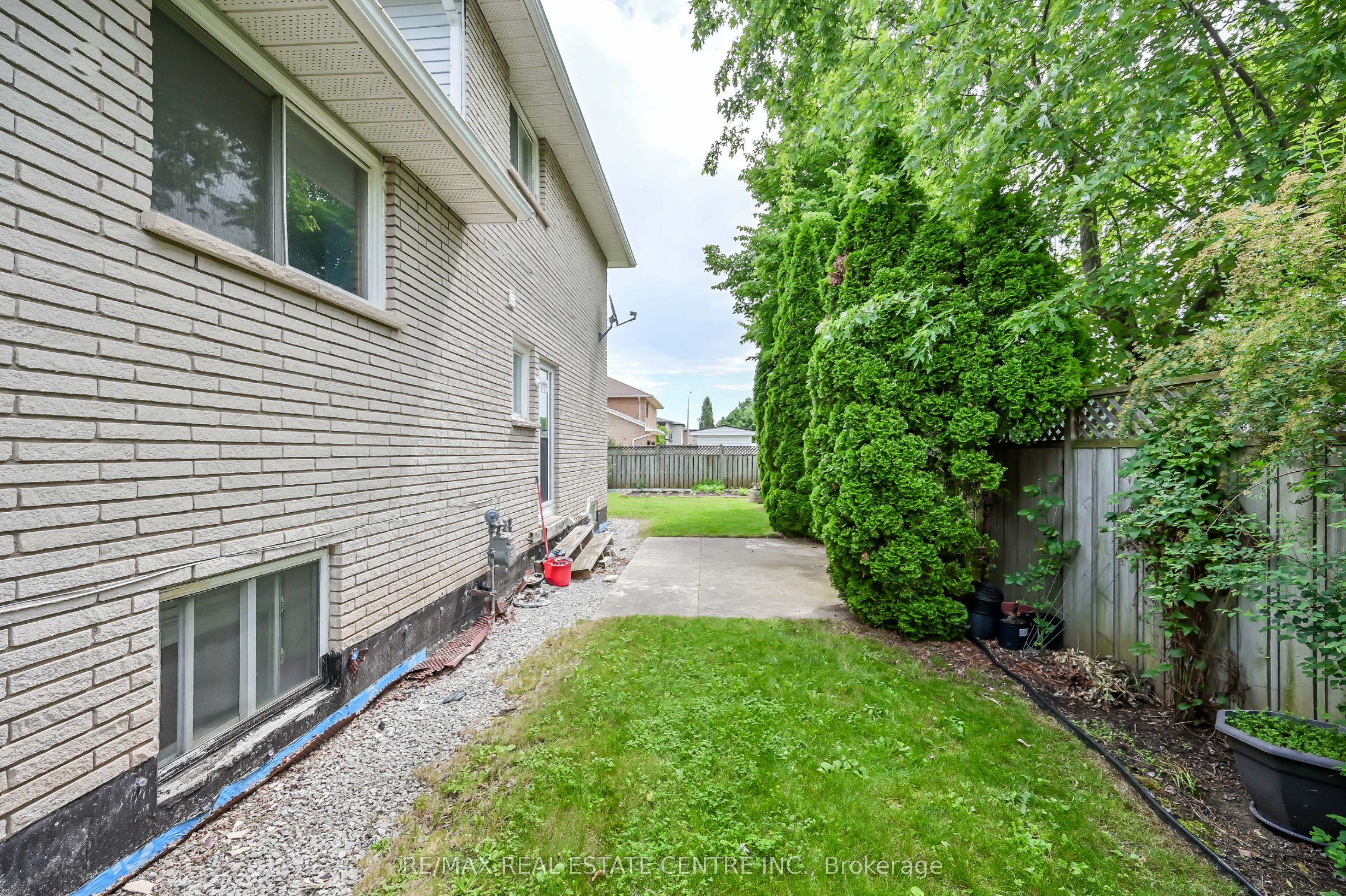 30 Goldcrest Drive Property Photo 34