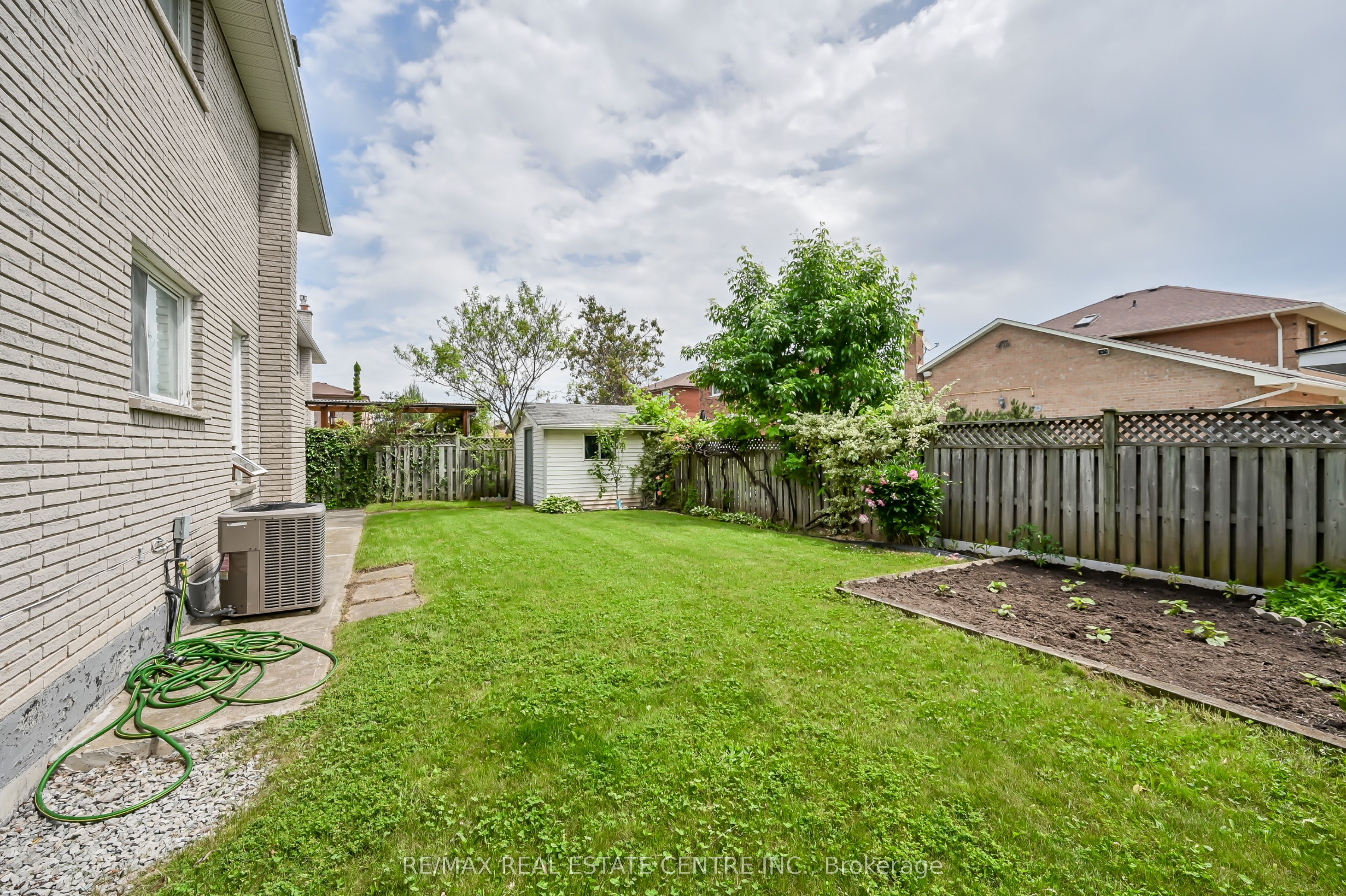 30 Goldcrest Drive Property Photo 37