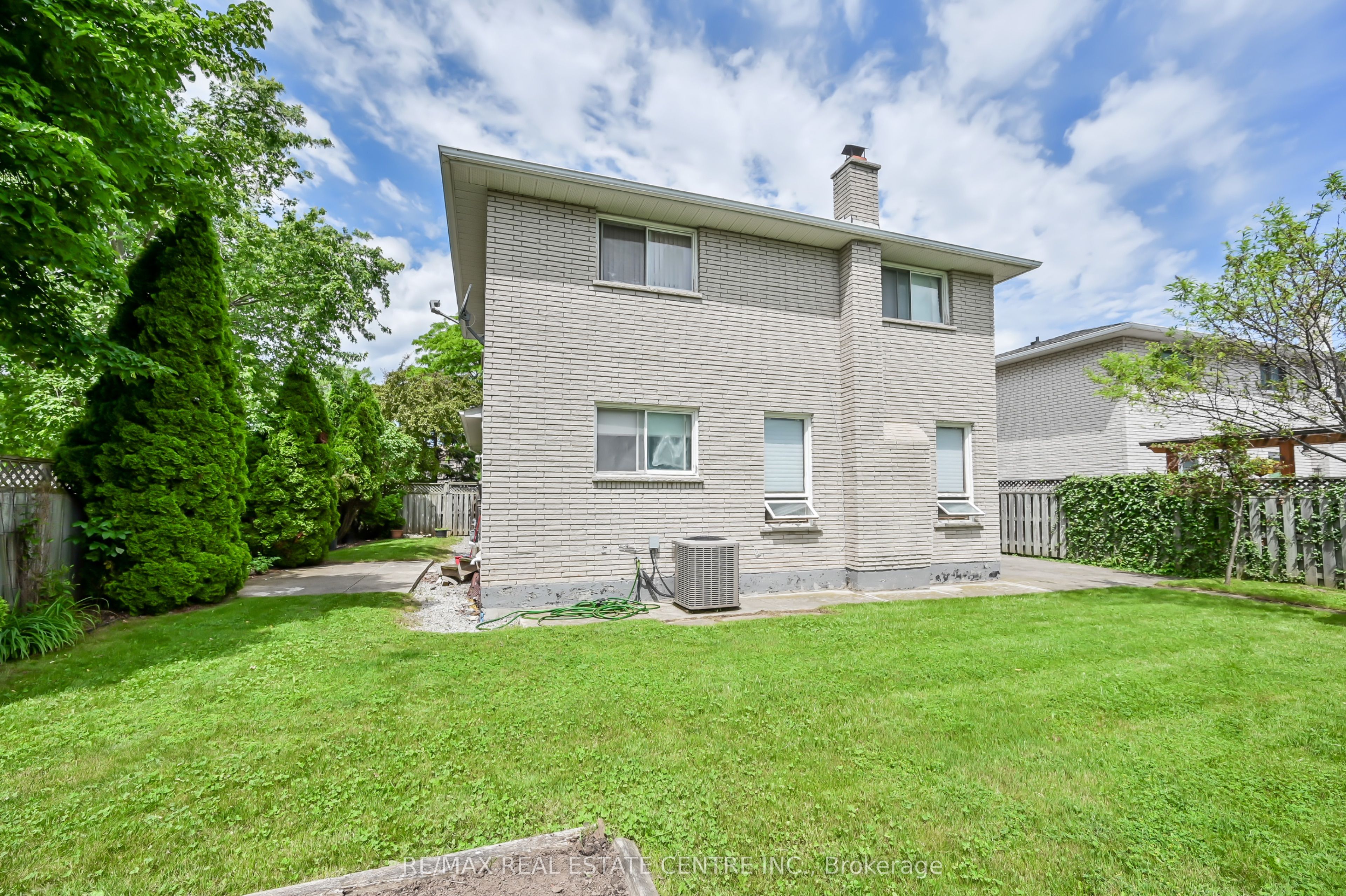 30 Goldcrest Drive Property Photo 41