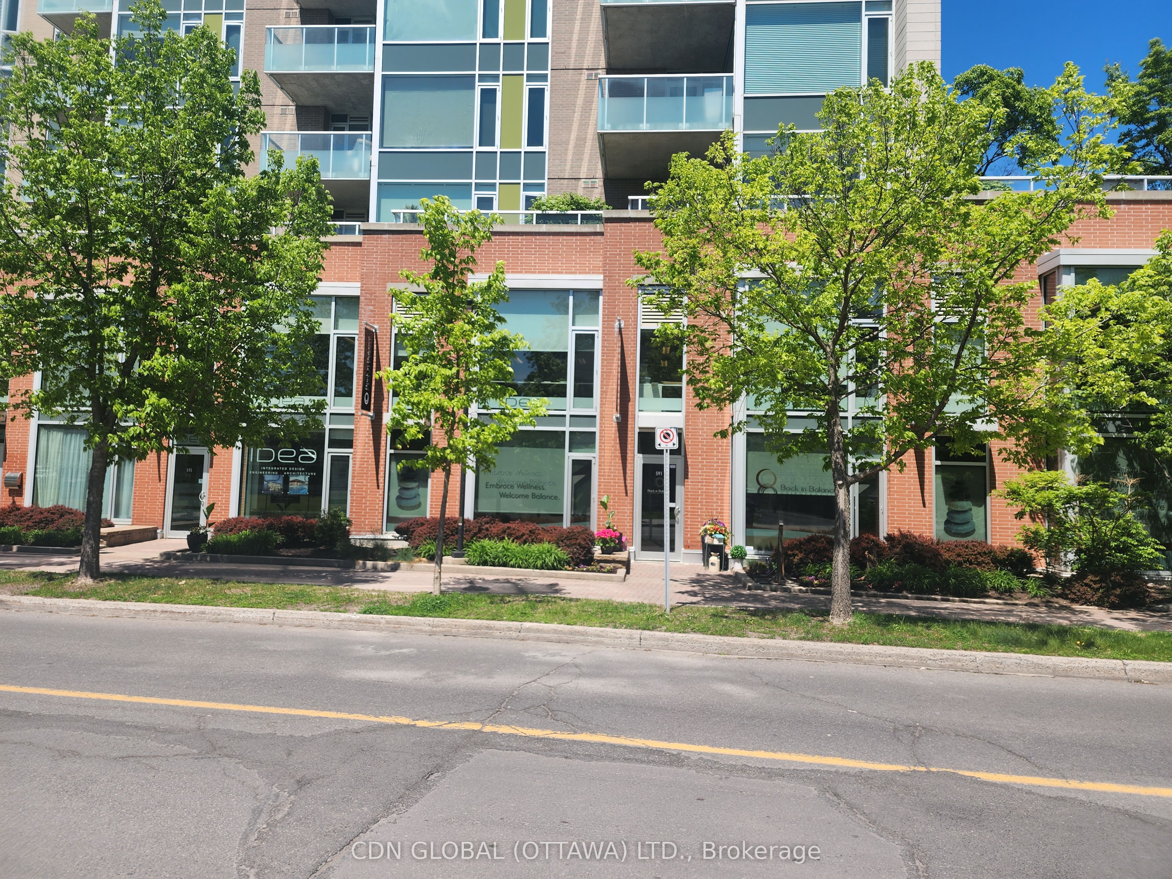 595 Byron Avenue Property Photo 1