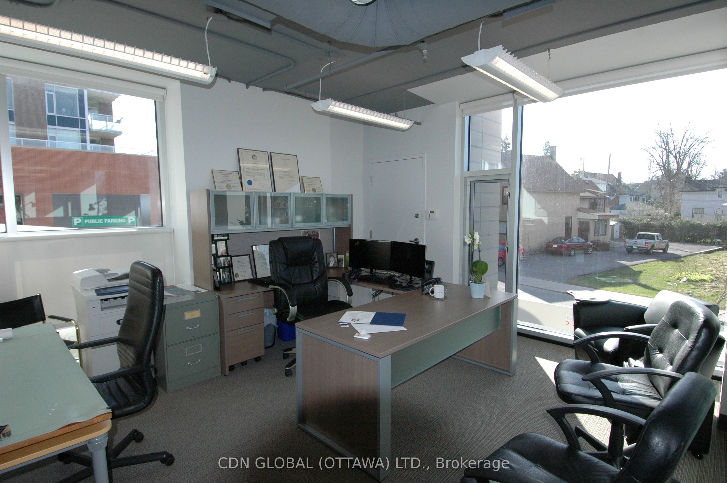 595 Byron Avenue Property Photo 4