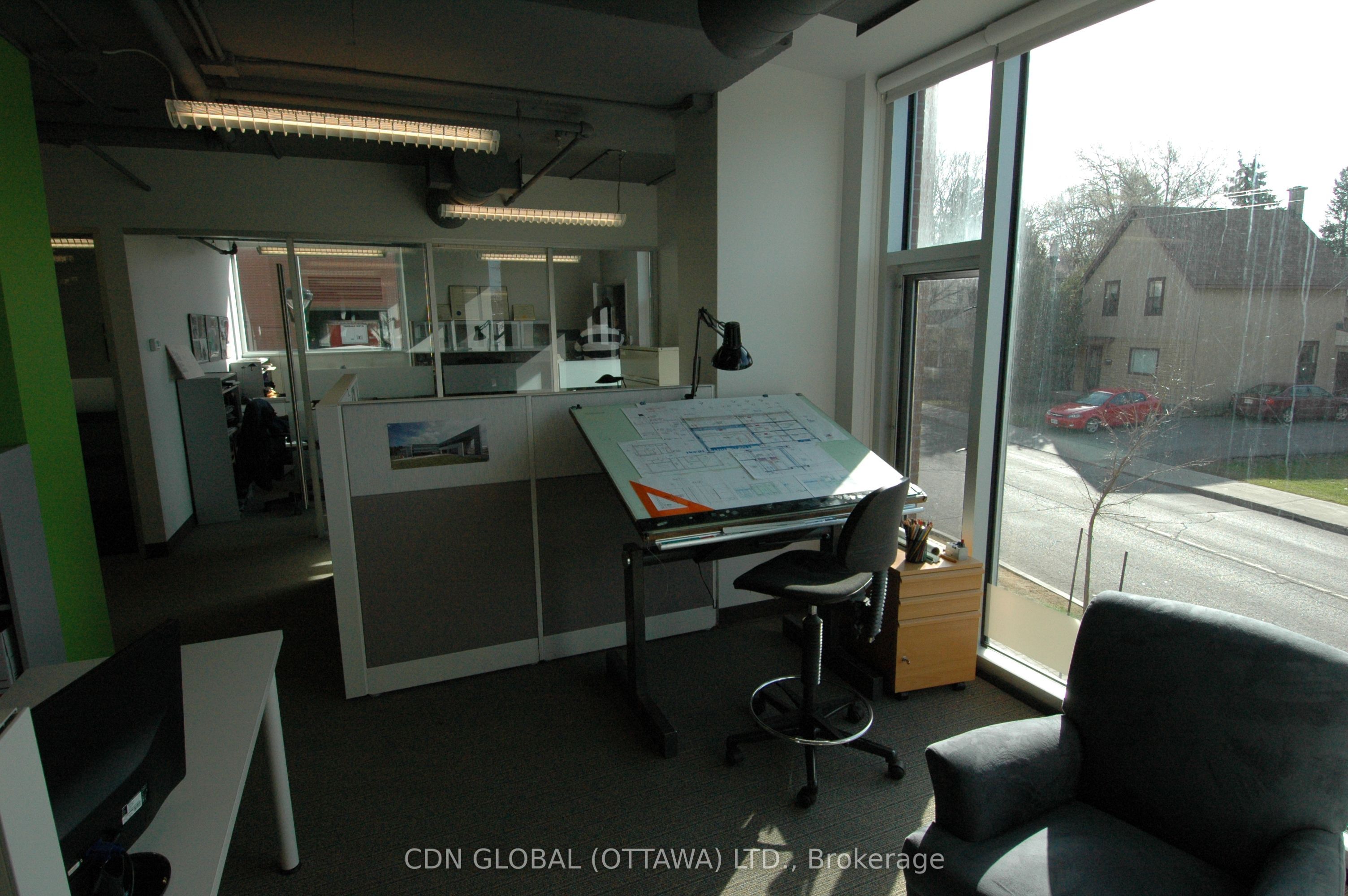 595 Byron Avenue Property Photo 6