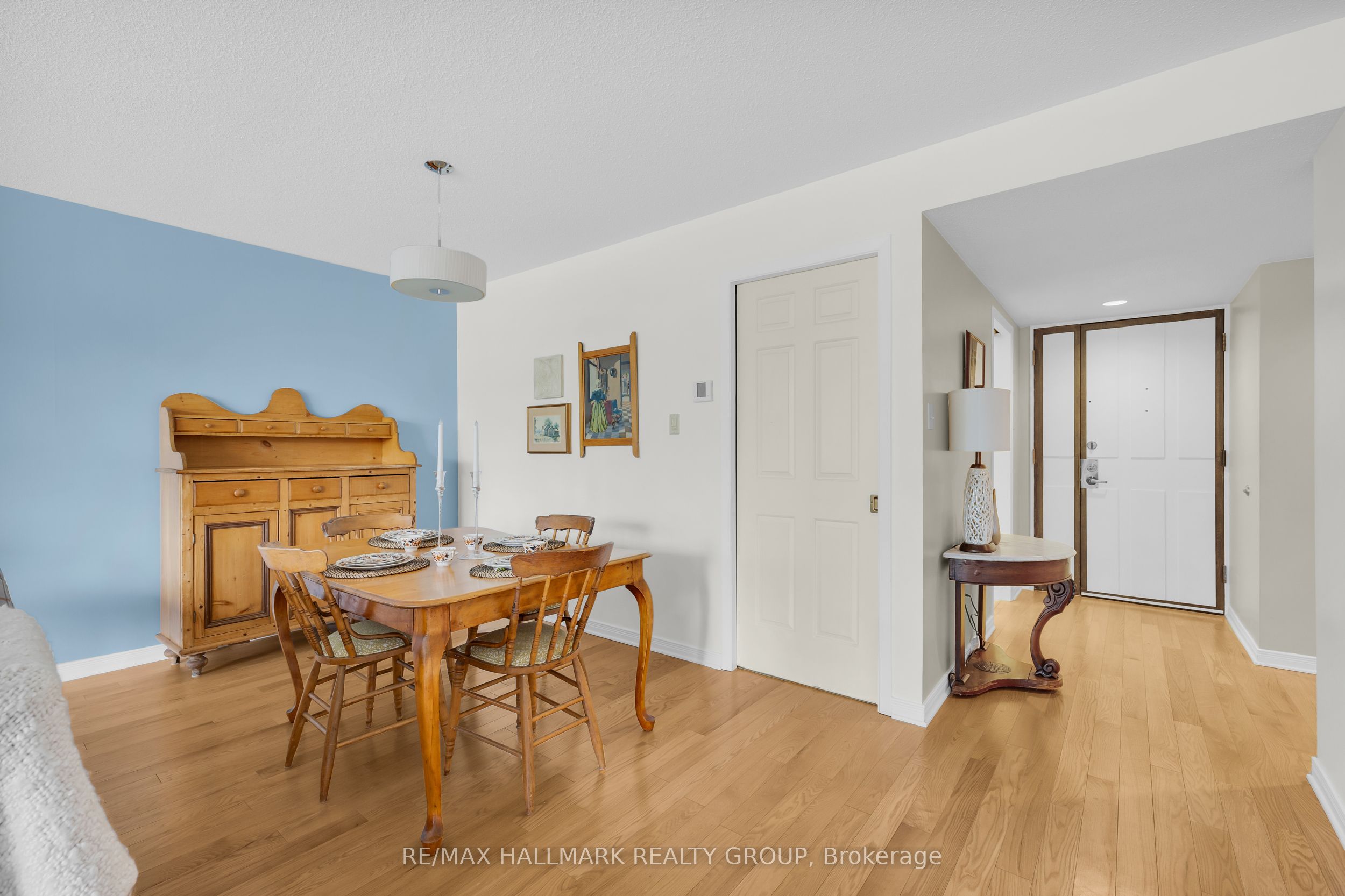 55 Water Street E 405 Property Photo 14