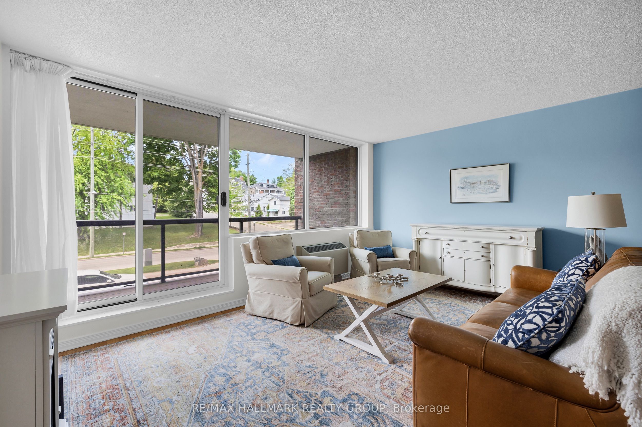 55 Water Street E 405 Property Photo 15