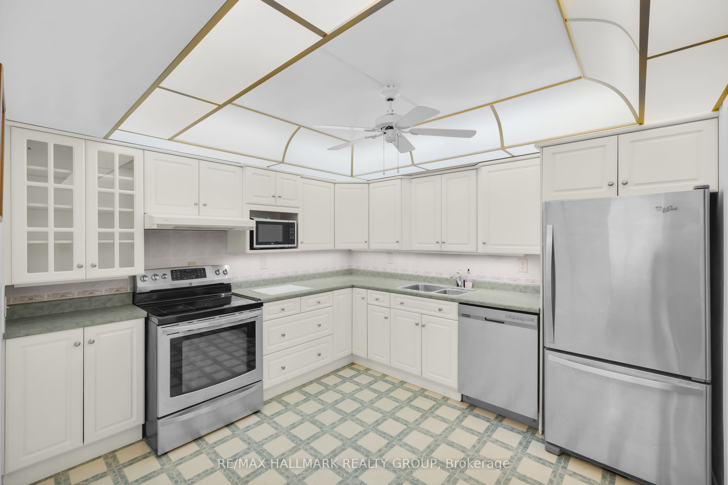55 Water Street E 405 Property Photo 22