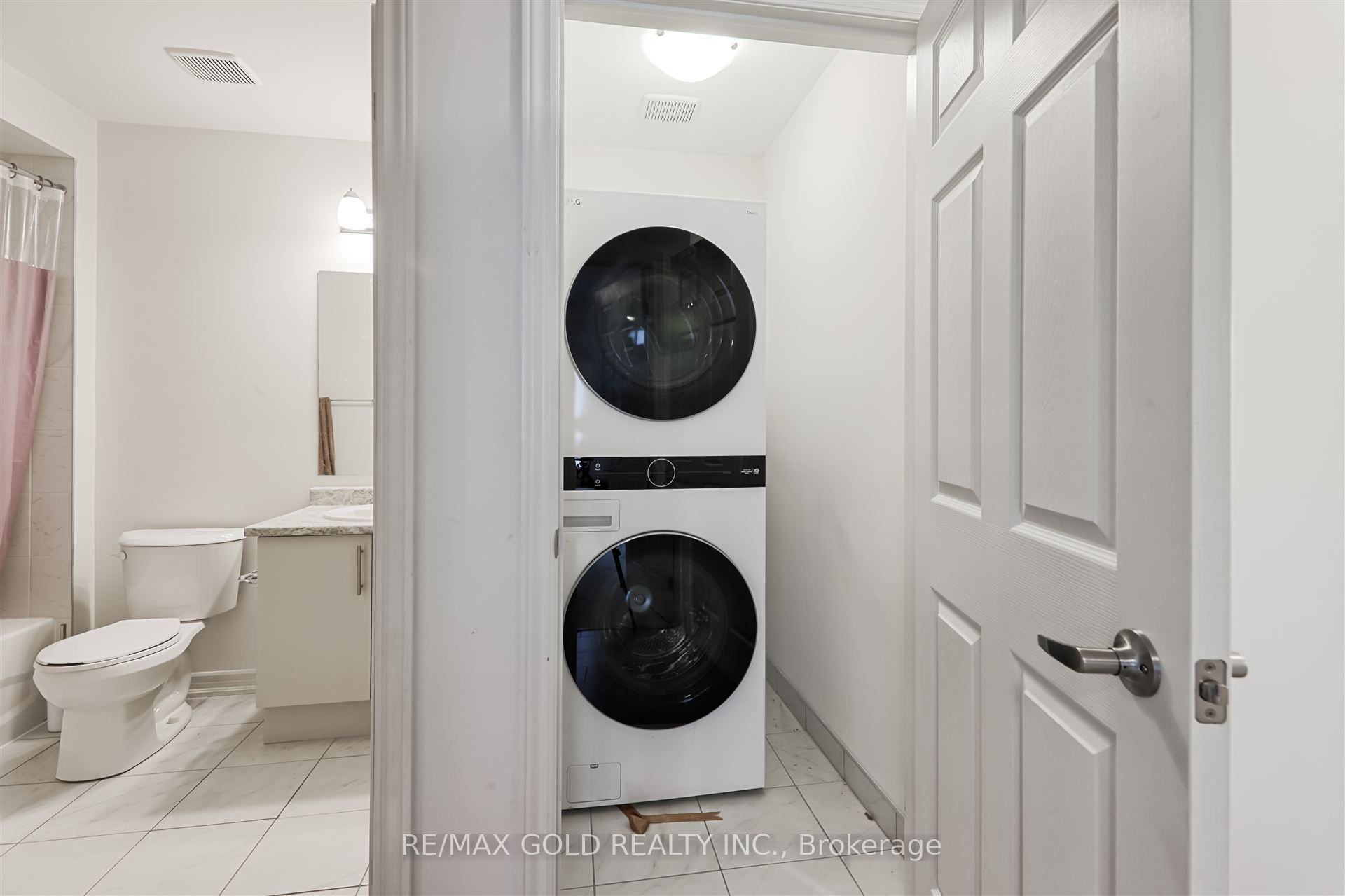 76 Prest Way Property Photo 11