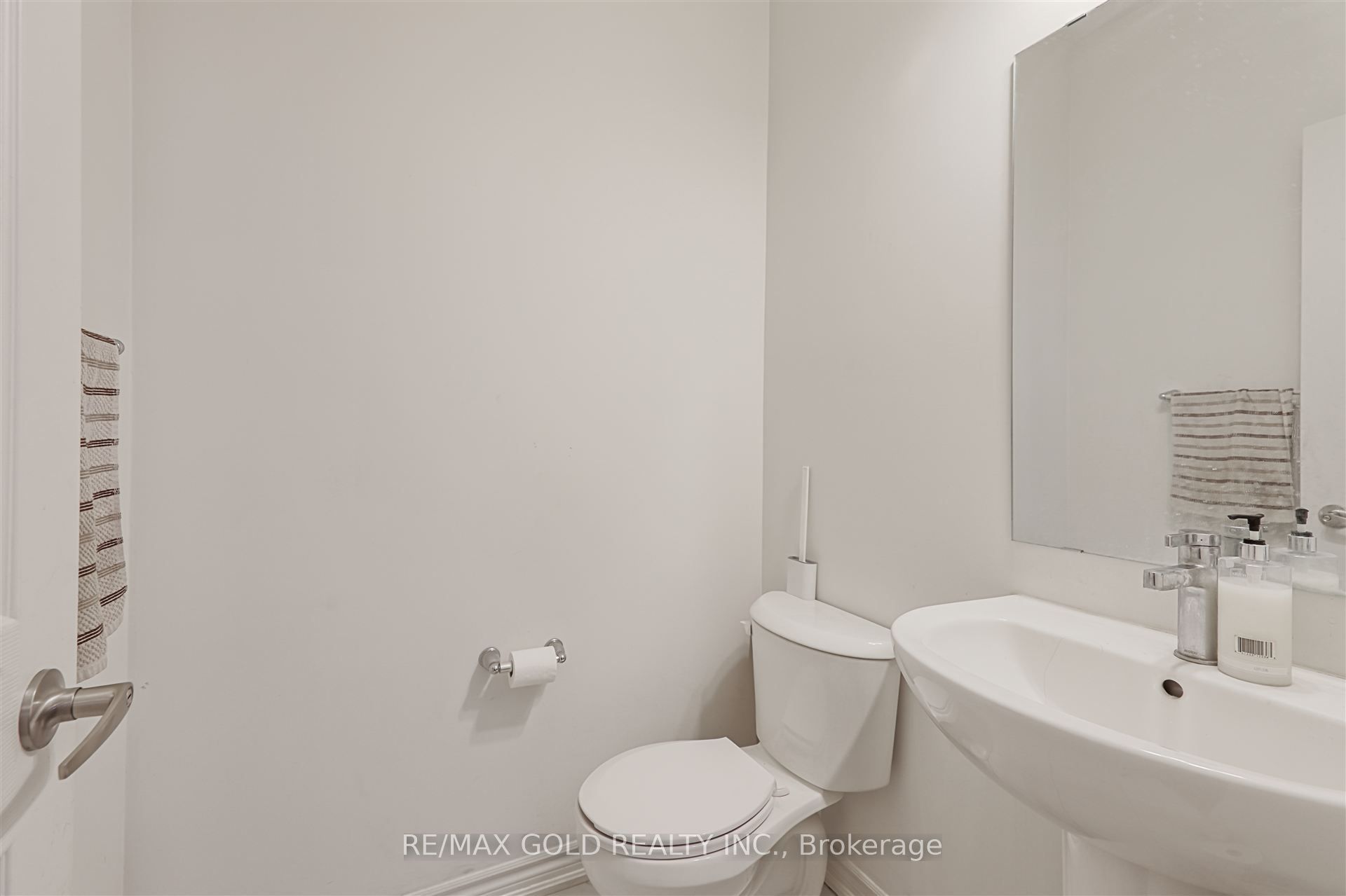 76 Prest Way Property Photo 16