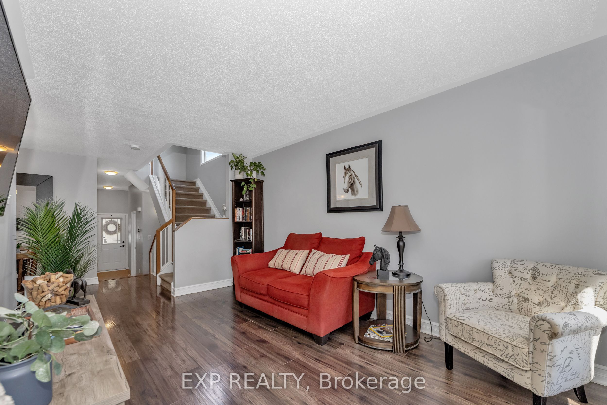 232 Meadowbreeze Drive Property Photo 8