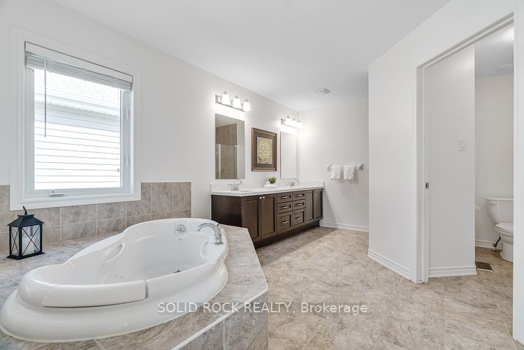 531 Bretby Crescent Property Photo 23