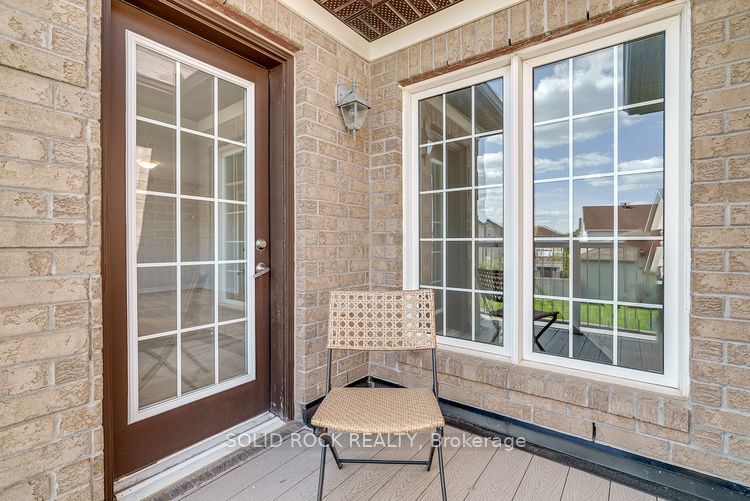 531 Bretby Crescent Property Photo 28