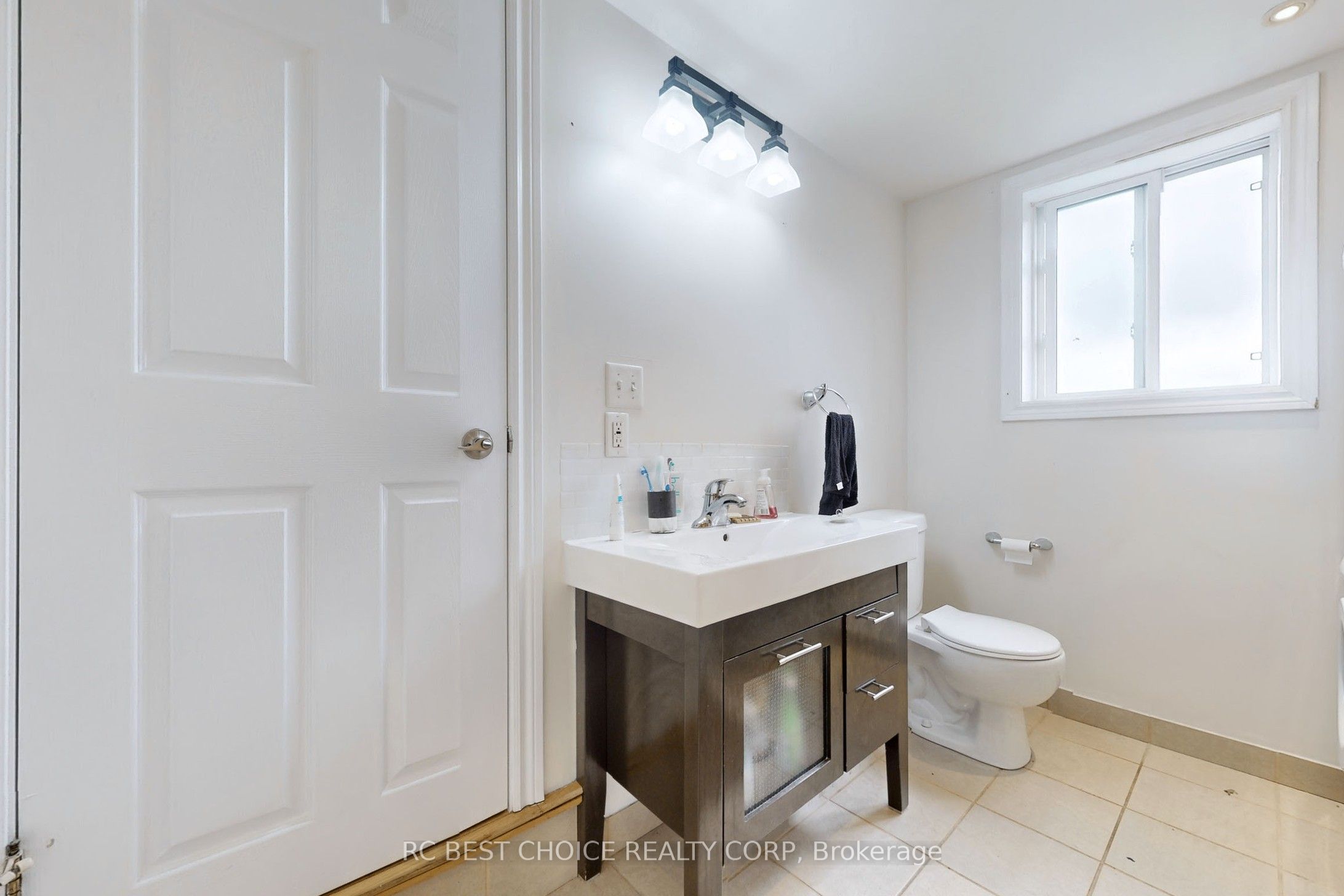 103 Lonsberry Rd Property Photo 13