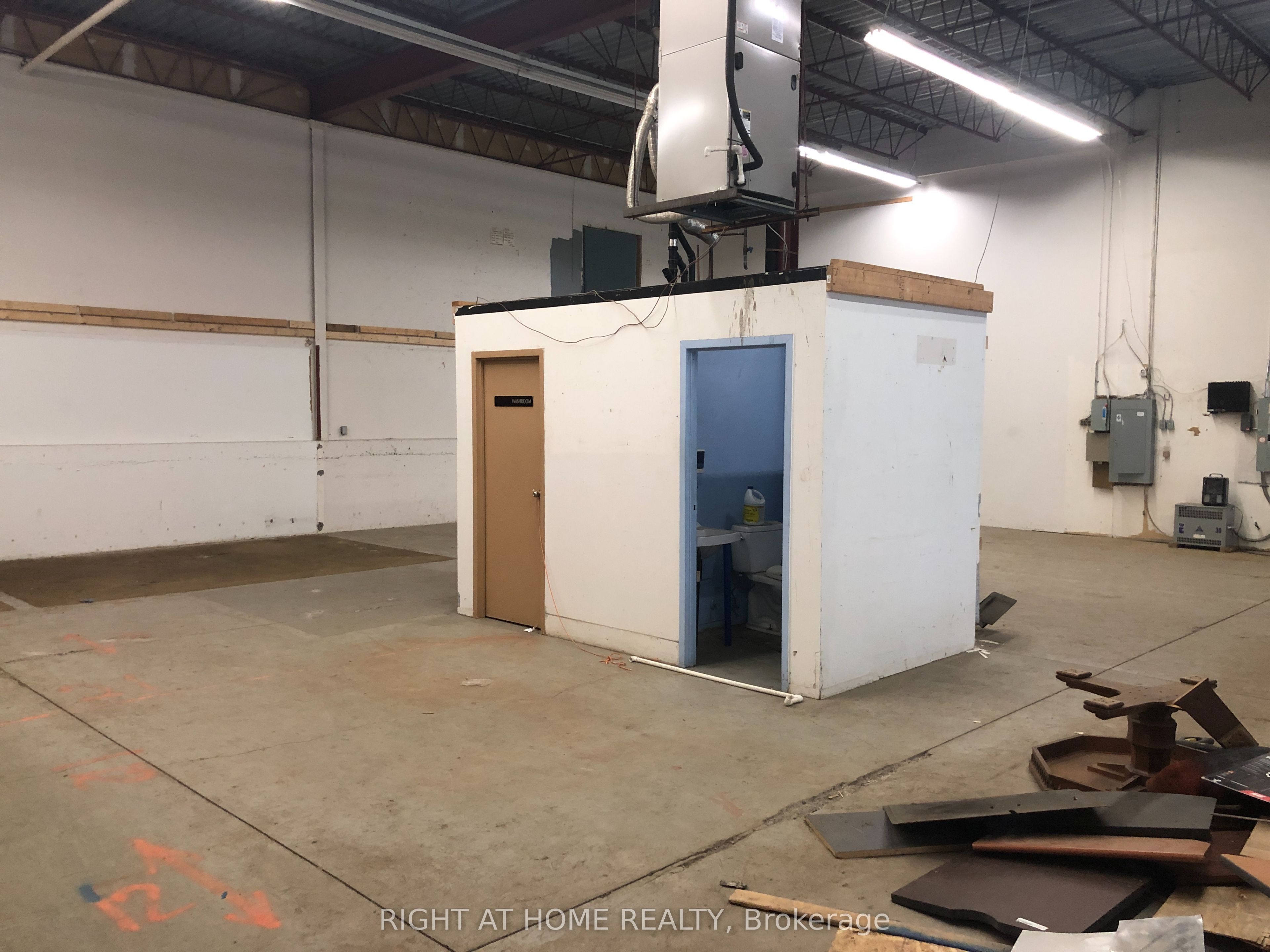 716 Industrial Avenue Property Photo 7