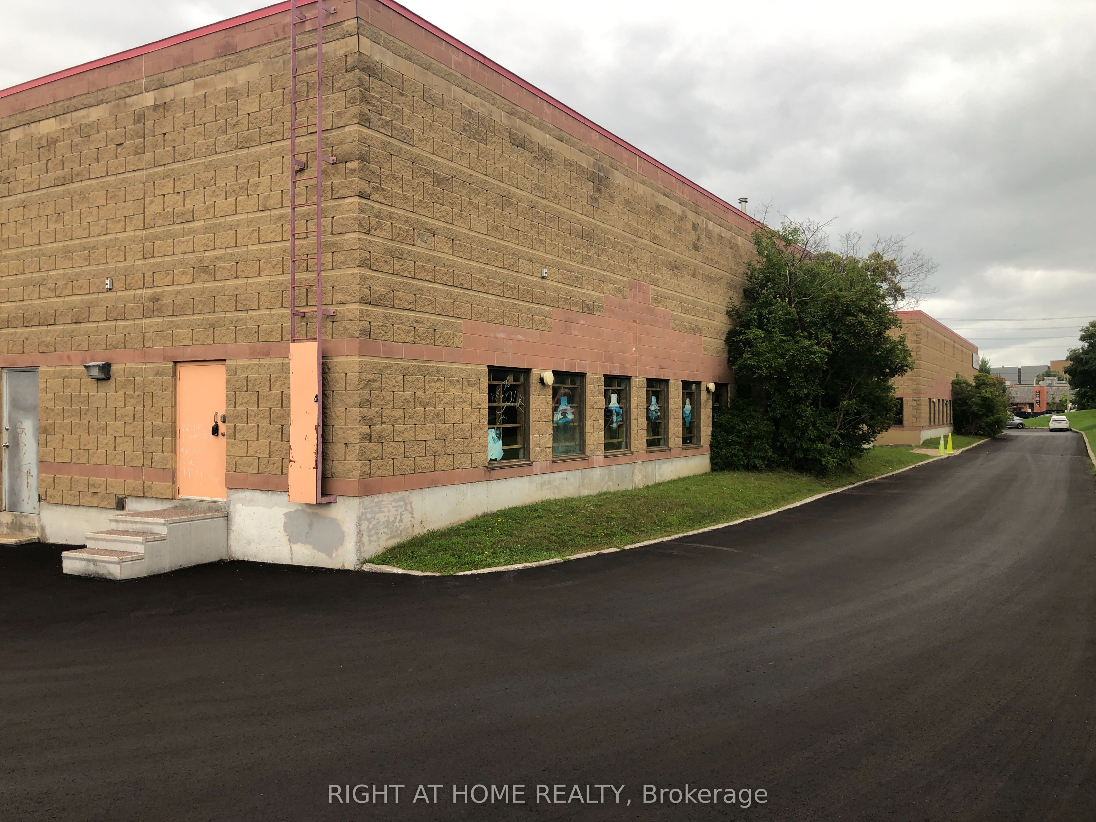 716 Industrial Avenue Property Photo 16