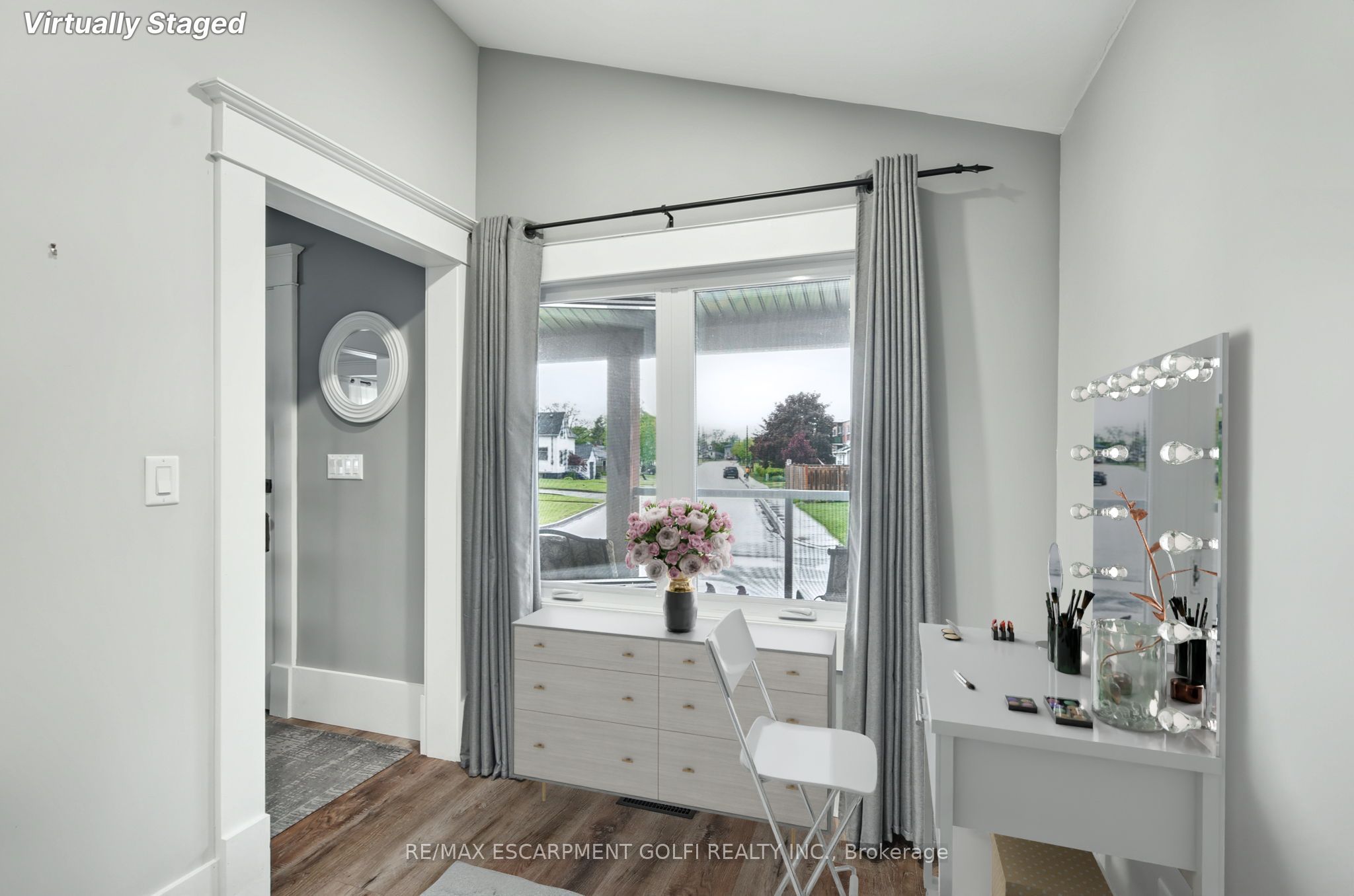 4279 East Avenue Property Photo 9