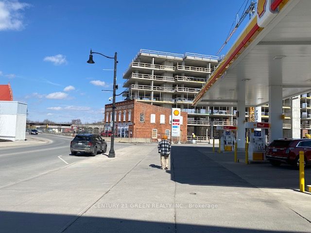 80 Dundas Street E Property Photo 11