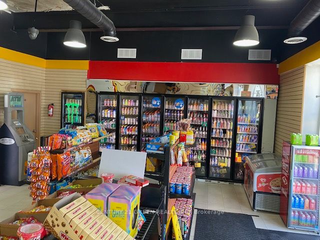 80 Dundas Street E Property Photo 19