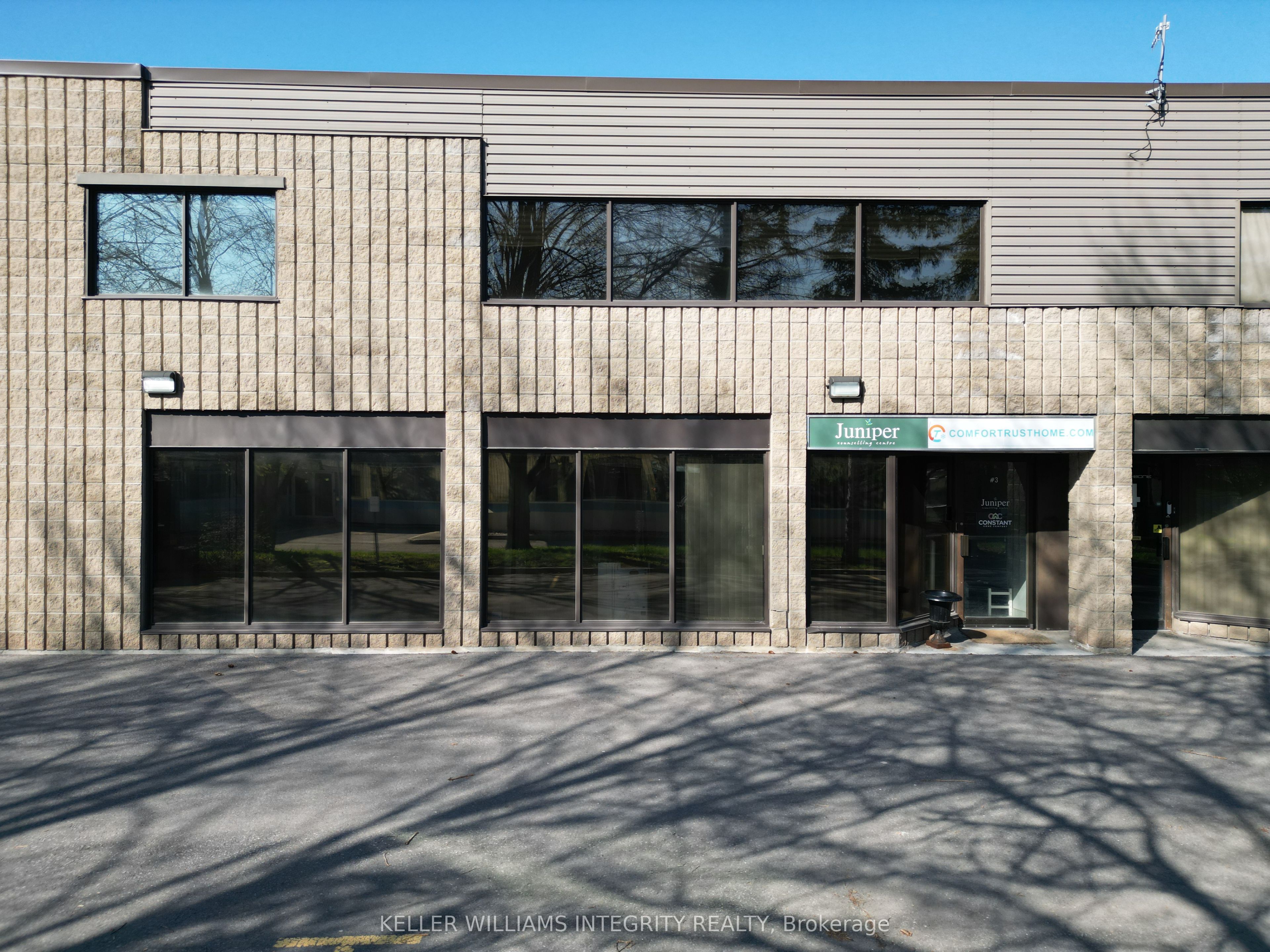 155 Terence Matthews Cres Property Photo 10