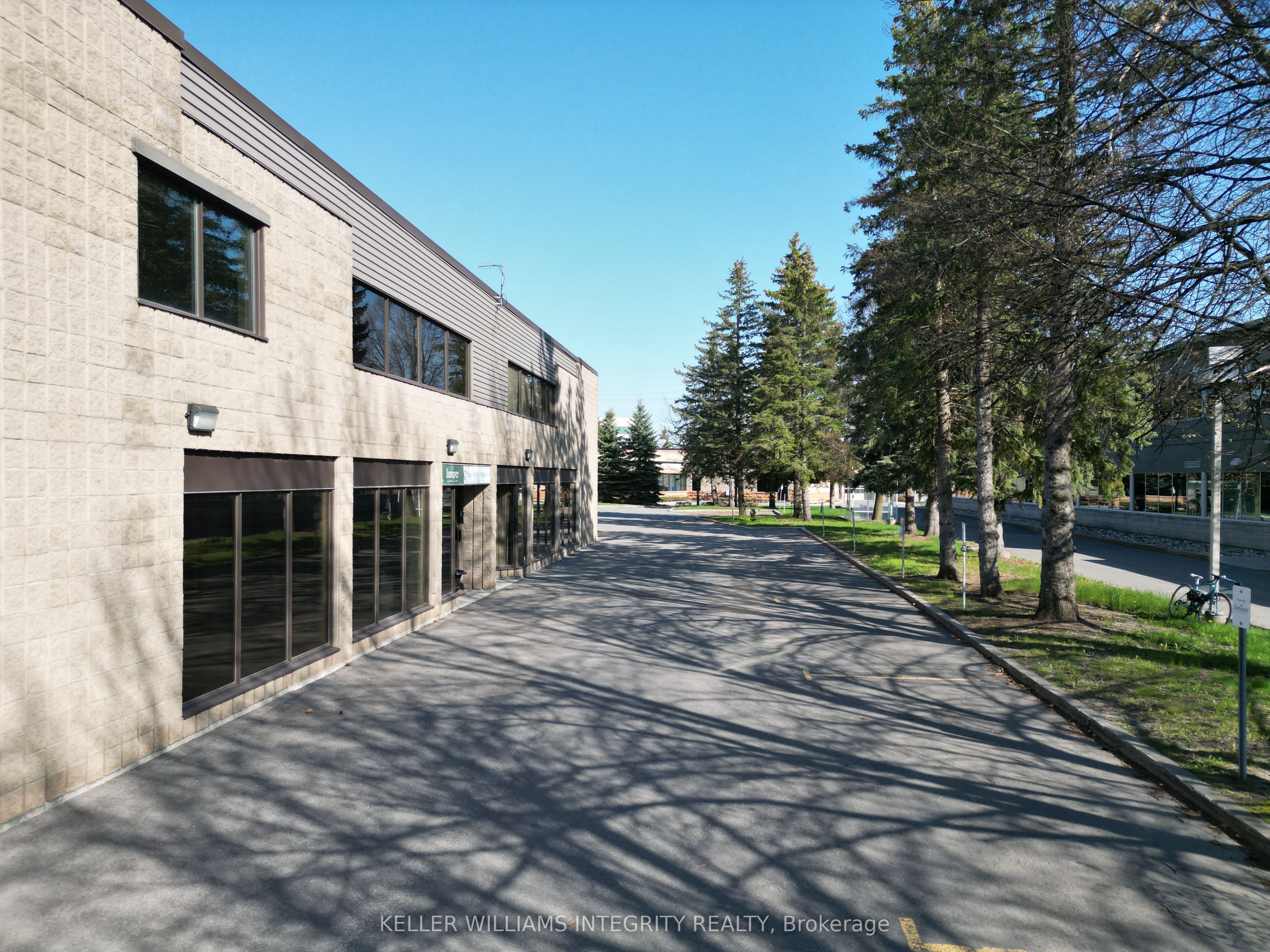 155 Terence Matthews Cres Property Photo 11