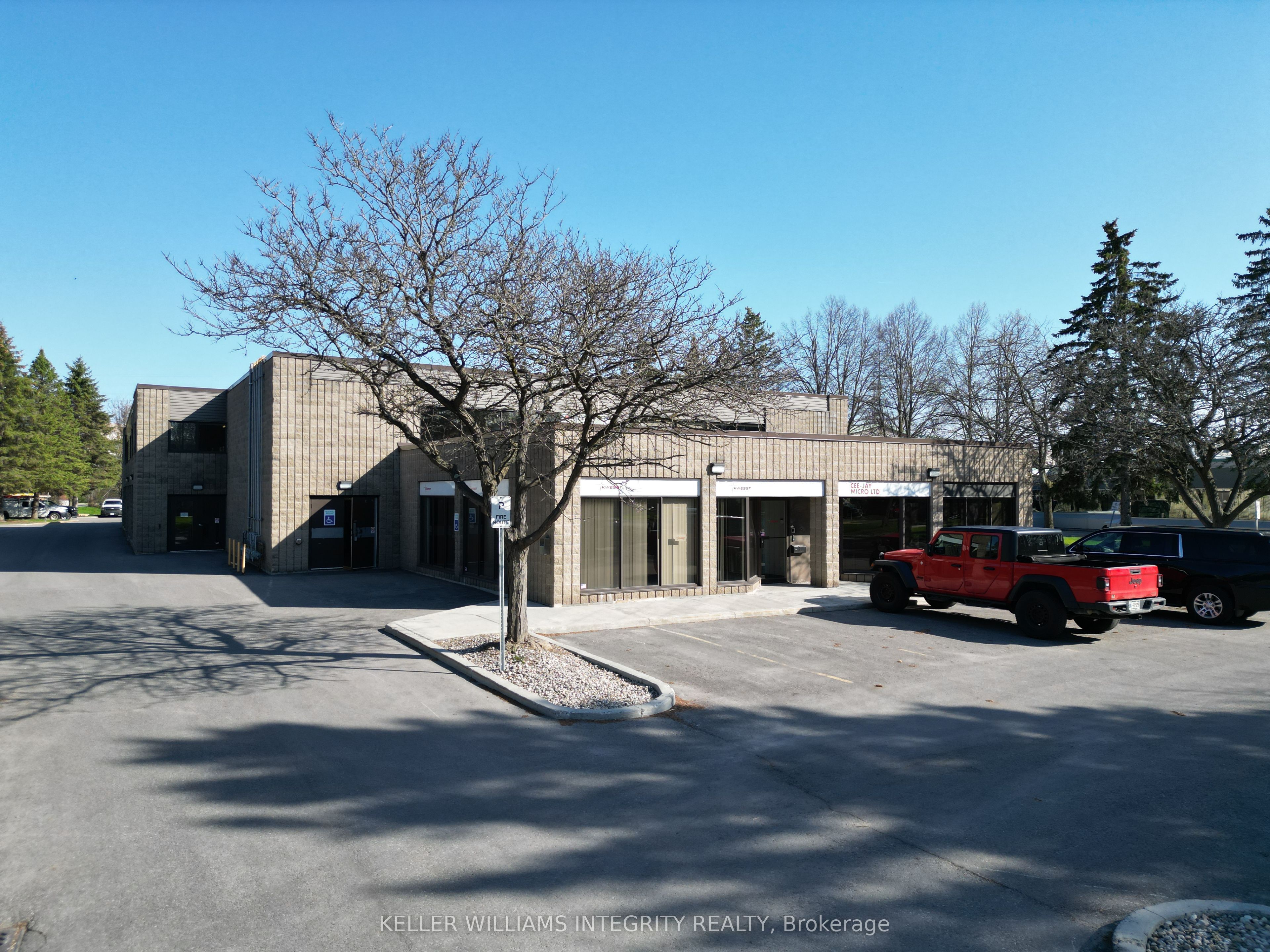 155 Terence Matthews Cres Property Photo 15