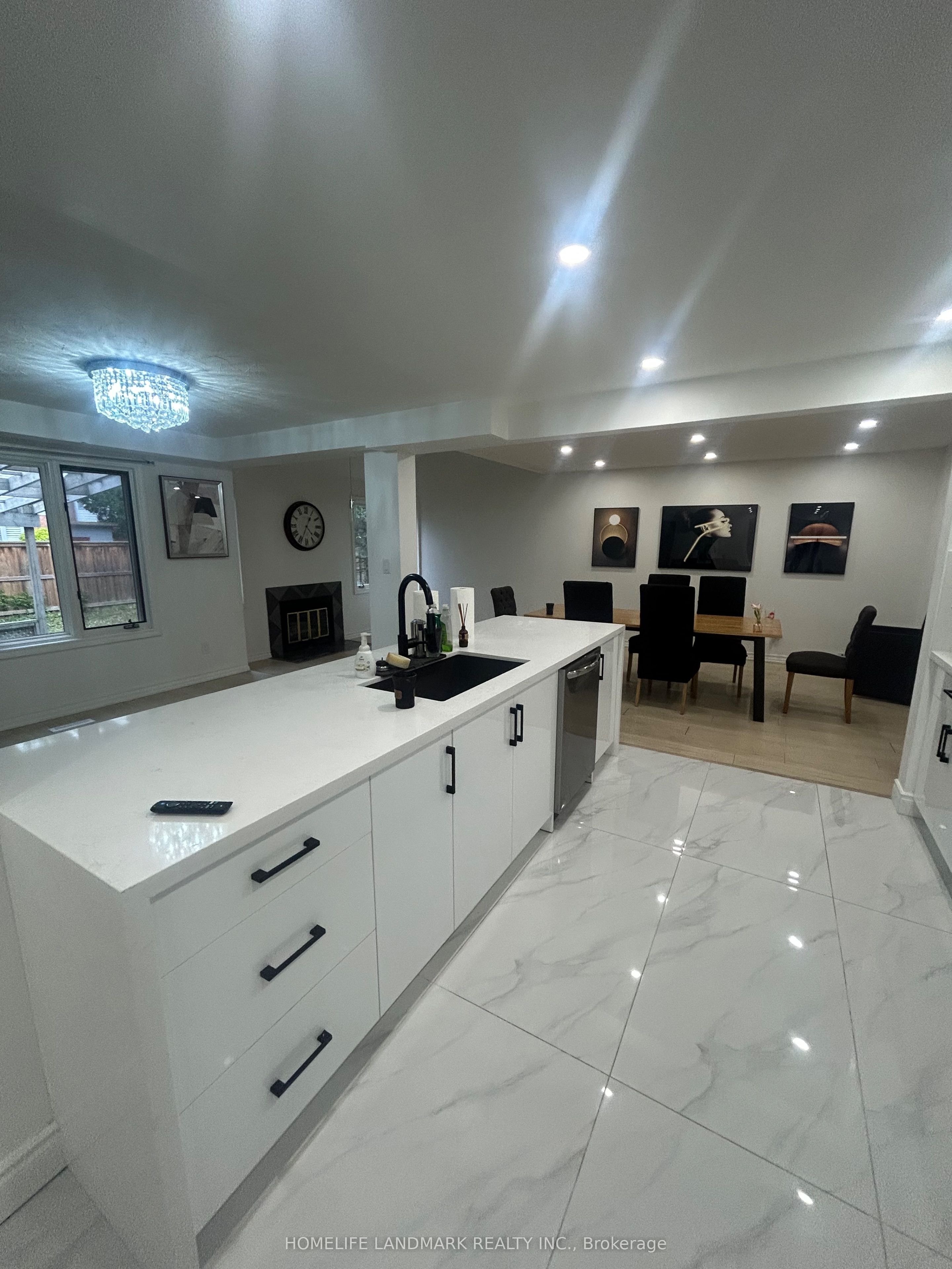 118 Orkney Place Property Photo 4