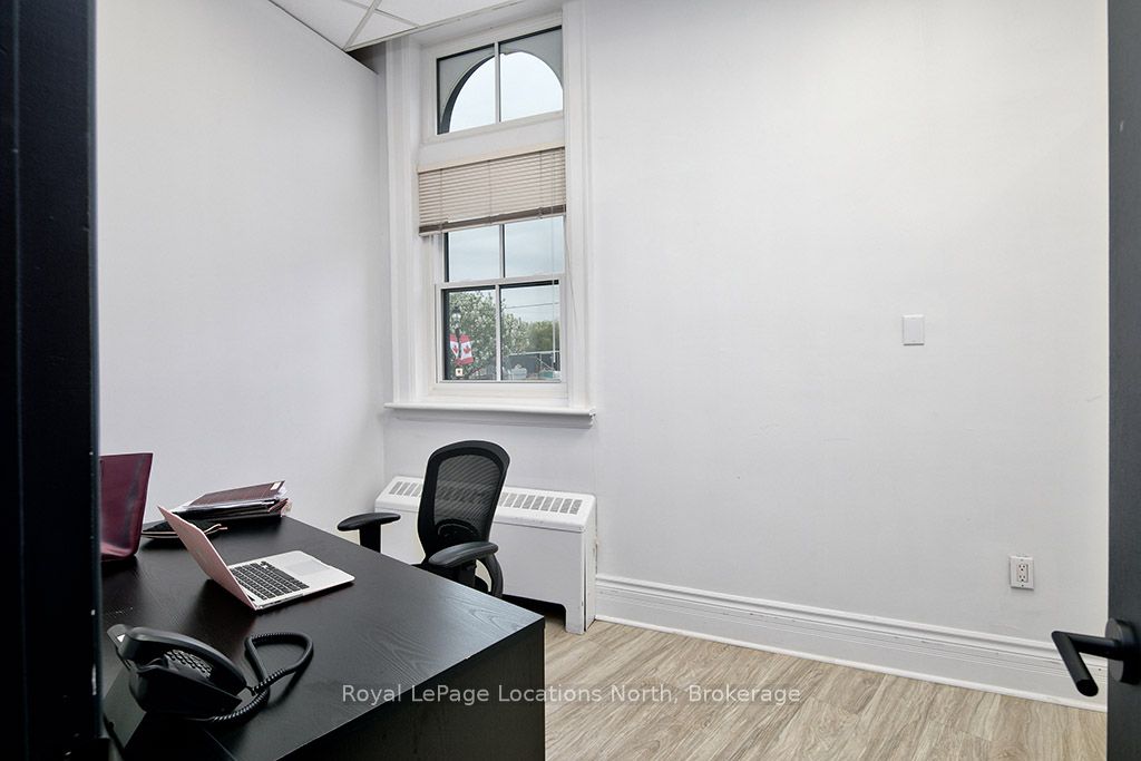 1 Bruce Street N Property Photo 8