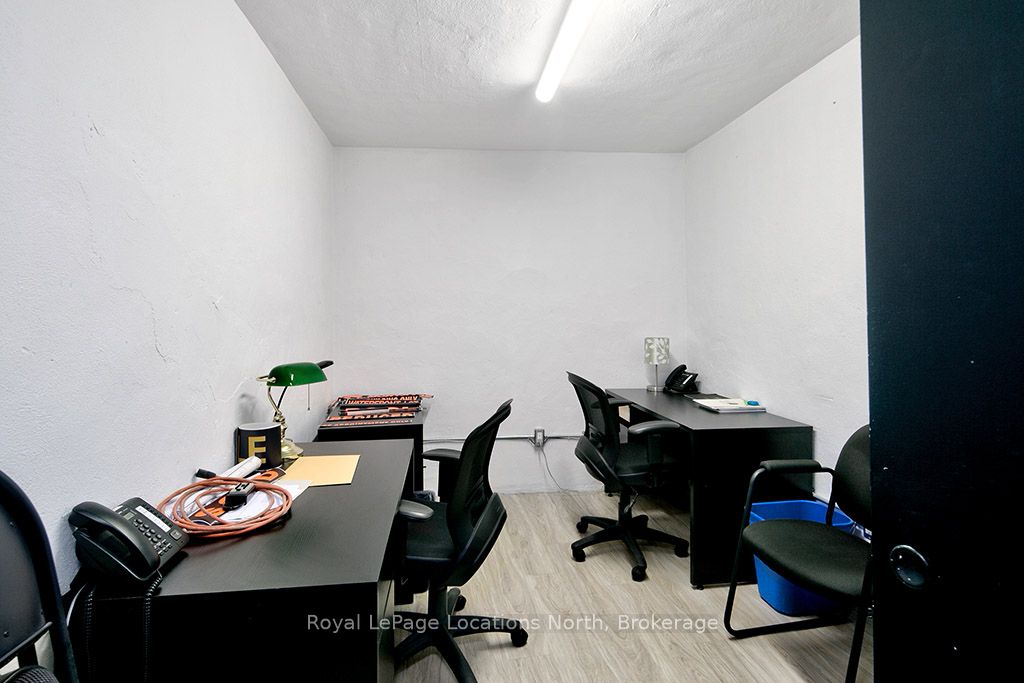 1 Bruce Street N Property Photo 11