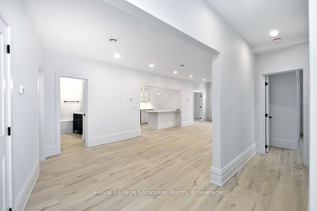 1 Bruce Street N Property Photo 14